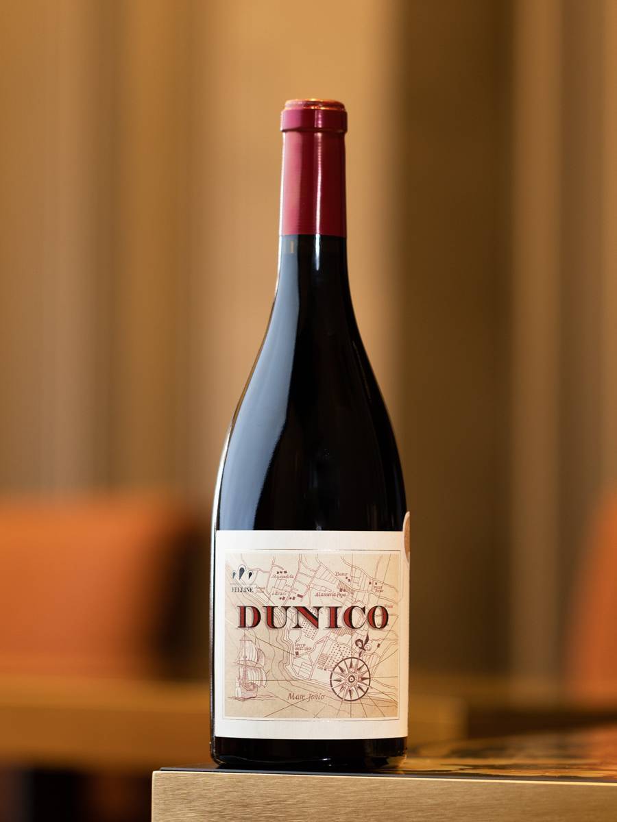 Вино Primitivo di Manduria Dunico Felline 2017 купить в винном ресторане Остерия - лучшая цена Вино Primitivo di Manduria Dunico Felline 2017 / Примитиво ди Мандурия Дунико Феллине