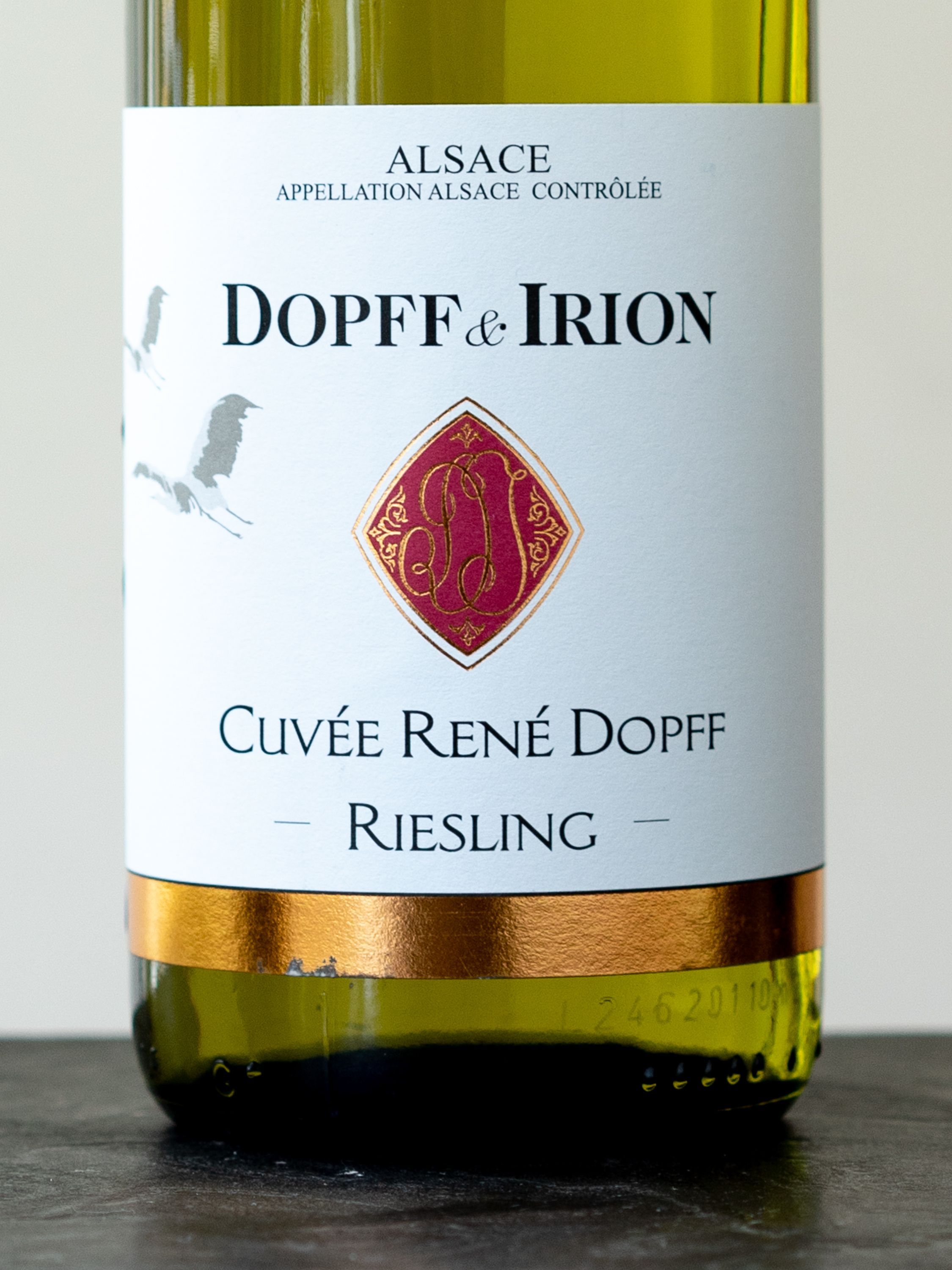 Купить вино Riesling Cuvee Rene Dopff в винном ресторане Остерия цена Вино Riesling Cuvee Rene Dopff / Рислинг Рене Допфф