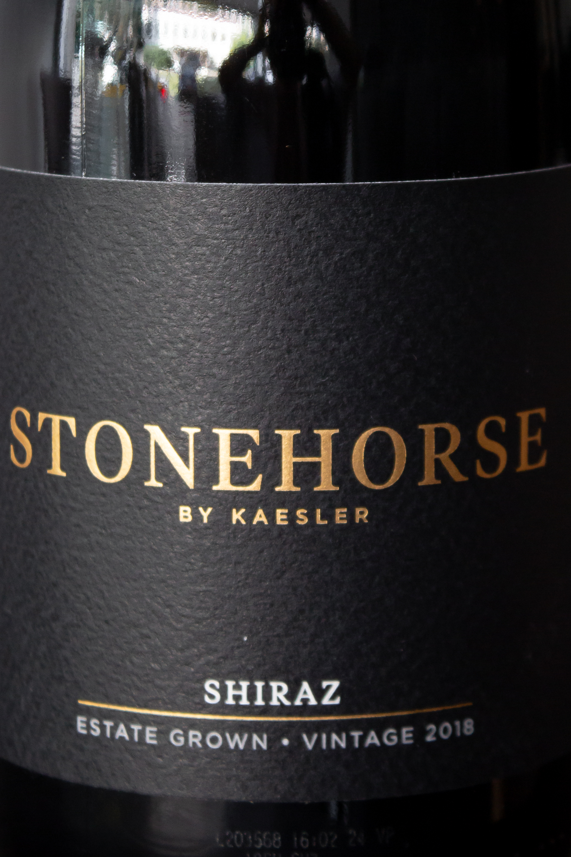 Вино Kaesler Stonehorse Shiraz / Стоунхорс Шираз