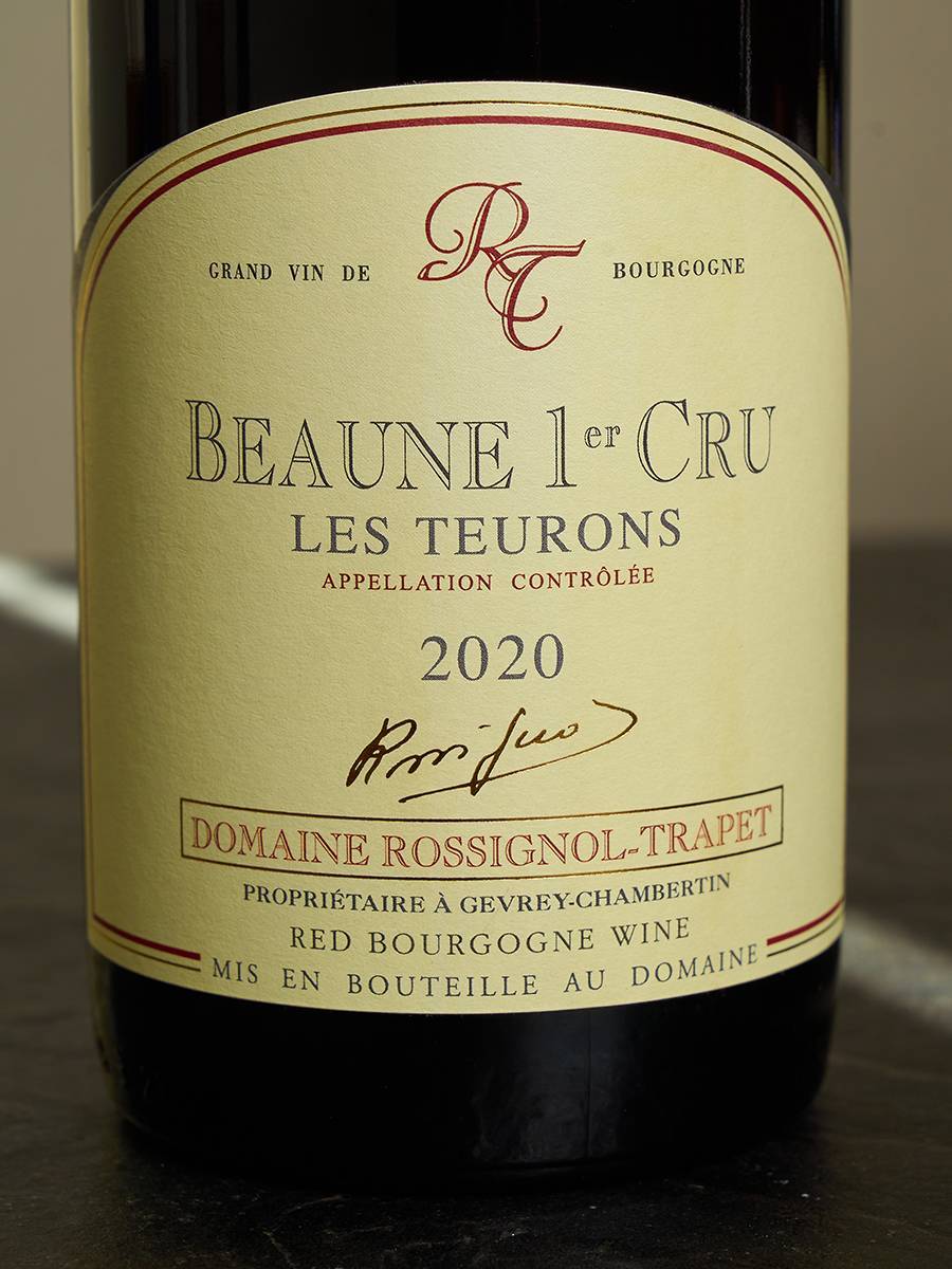 Вино Domaine Rossignol Trapet Beaune 1er Cru Les Teurons 2020 купить в винном ресторане Остерия - лучшая цена Вино Domaine Rossignol Trapet Beaune 1er Cru Les Teurons 2020 / Бон Премье Крю Домэн Россиньоль-Трапэ Ле Торон 2020 750