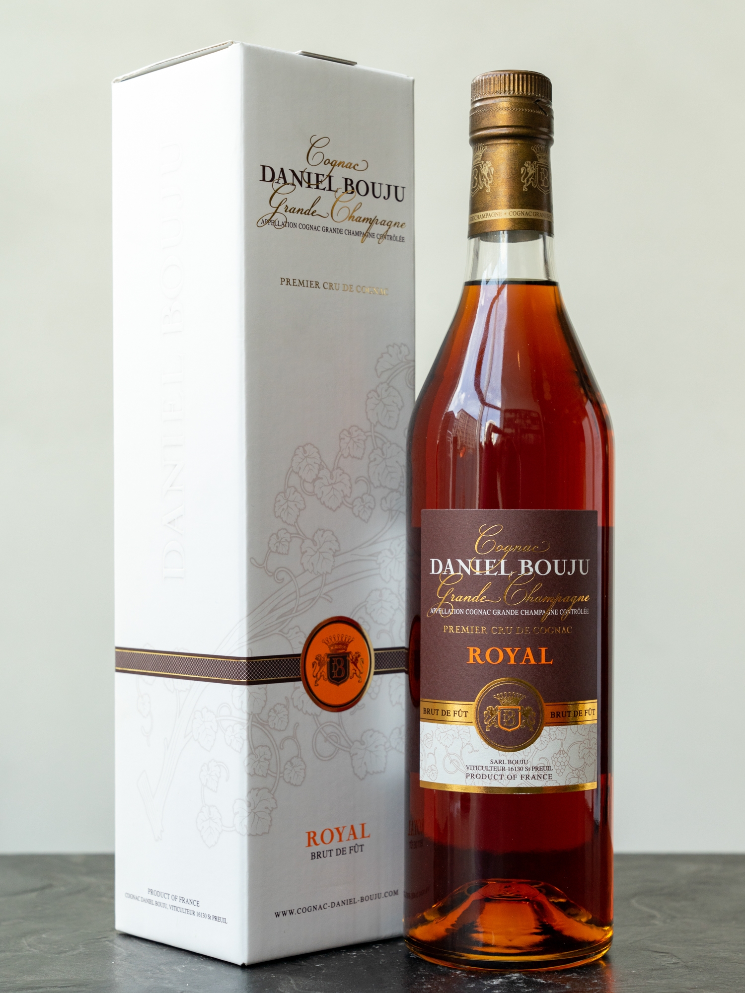 Коньяк Daniel Bouju Royal 15 years купить в винном ресторане Остерия Амичи - лучшая цена Коньяк Daniel Bouju Royal 15 years / Даниель Бужу Рояль Гран Шампань 15 лет
