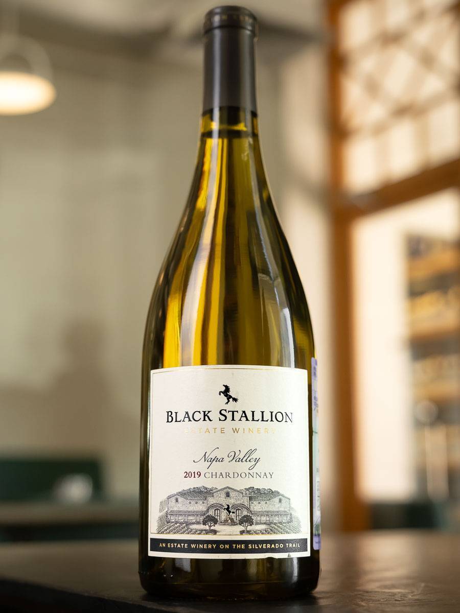 Вино Black Stallion Chardonnay / Долина Напа Блэк Стэллион Шардоне