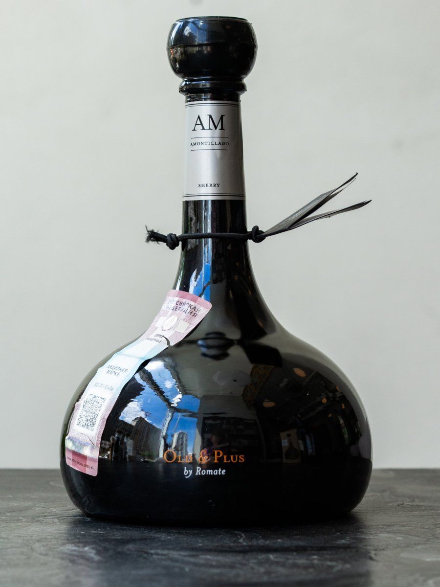 Херес Sanchez Romate Old & Plus Jerez Amontillado VORS купить в ресторане Остерия - лучшая цена Херес Sanchez Romate Old & Plus Jerez Amontillado V.O.R.S. / Олд & Плюс Херес Амонтильядо В.О.Р.С.