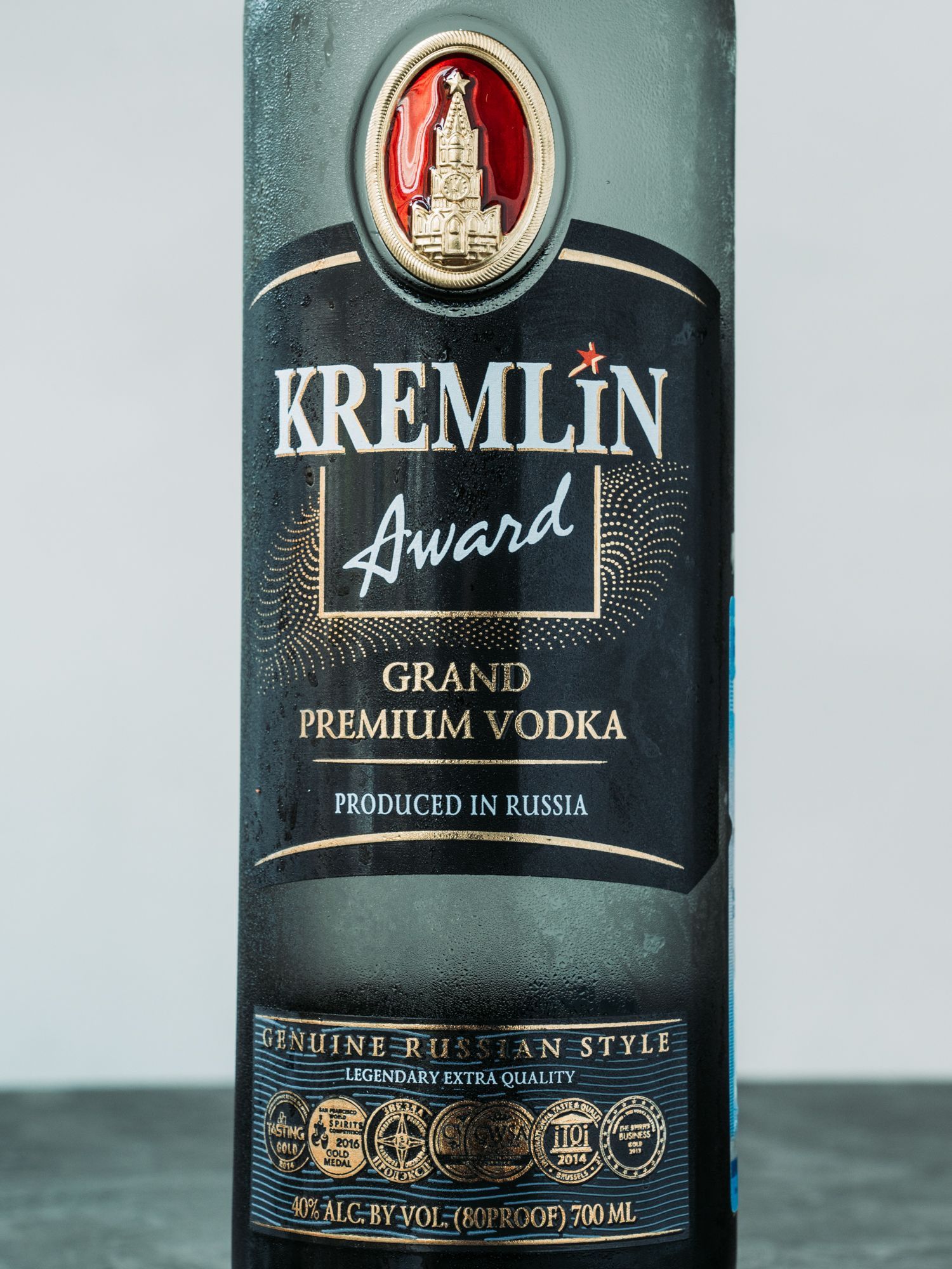 Купить водку Кремлин Авард в ресторане Остерия Амичи цена Водка Кремлин Авард / Kremlin Award