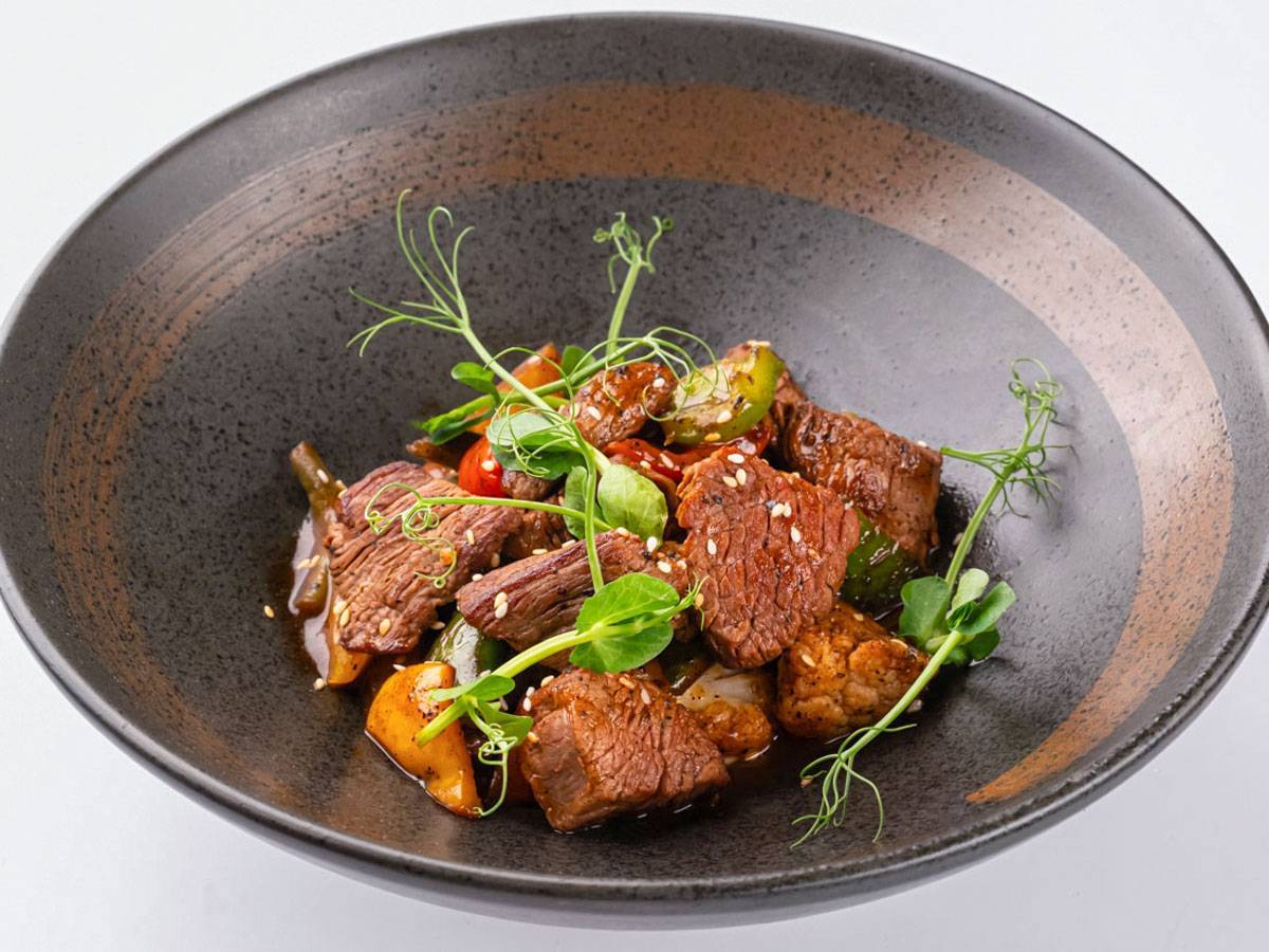 Говядина в перечном соусе