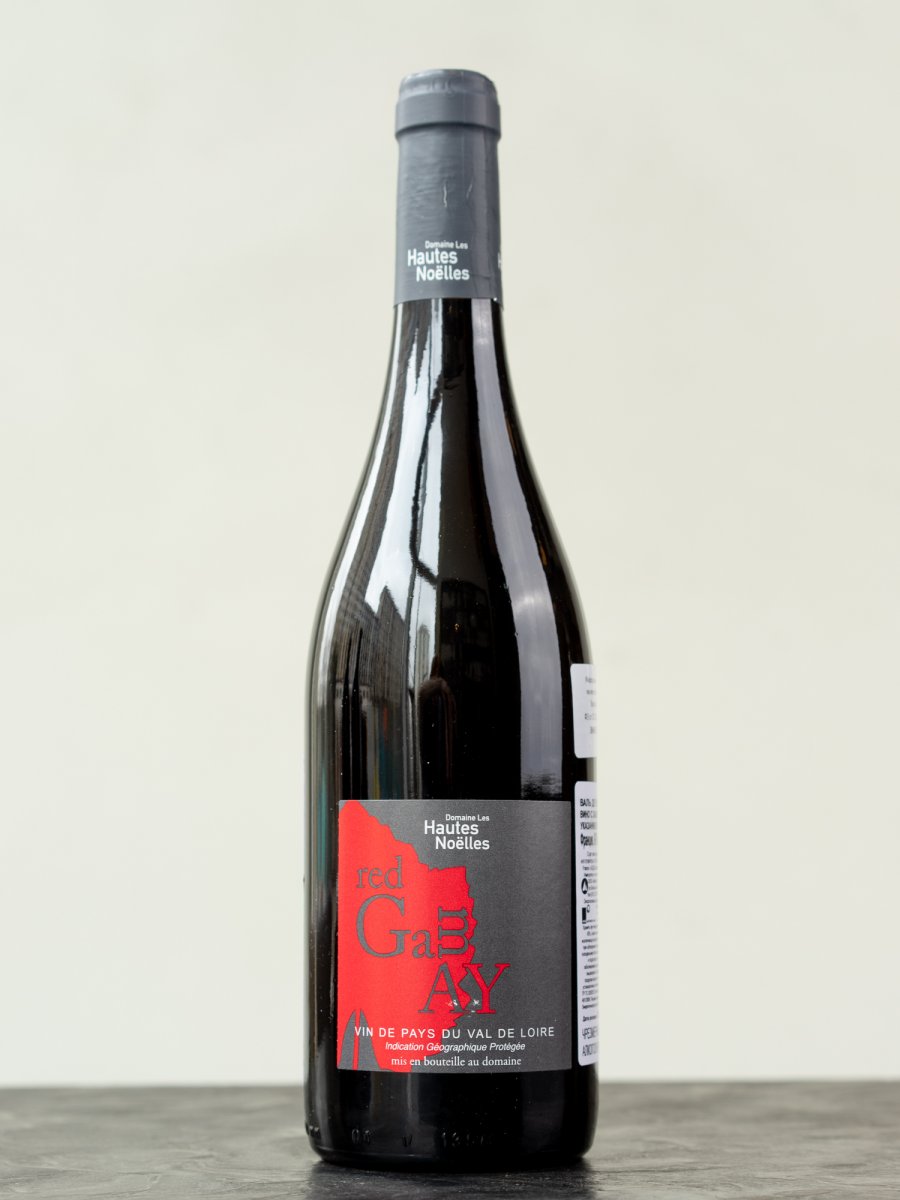 Вино Domaine Les Hautes Noelles, Red Gamay Val de Loire купить в винном ресторане Остерия - лучшая цена Вино Domaine Les Hautes Noelles Red Gamay Val de Loire / Домен Ле От Нуэль Рэд Гаме