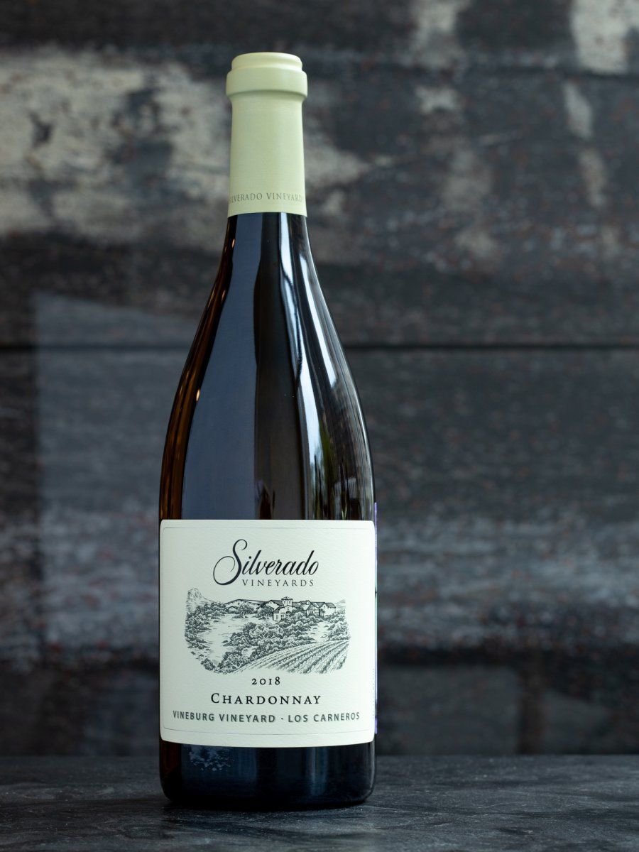 Купить вино Silverado Chardonnay в винном ресторане Osteria Amici Вино Silverado, Chardonnay / Сильверадо Шардоне Винбург Виньярд Лос Карнерос