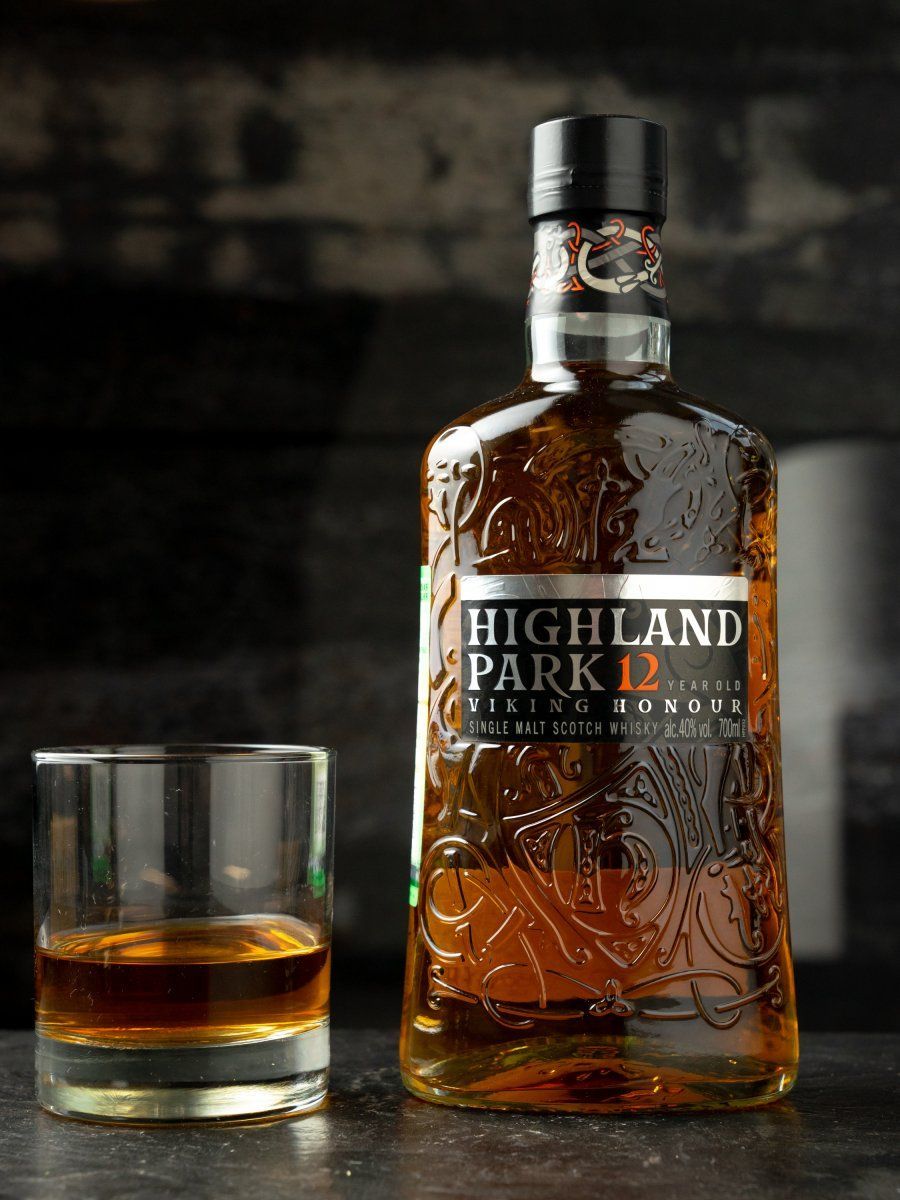 Виски Highland Park Viking Honour 12 y.o. лучшая цена в ресторане Амичи Виски Highland Park Viking Honour 12 y.o./ Хайланд Парк Викинг Онор 12 лет