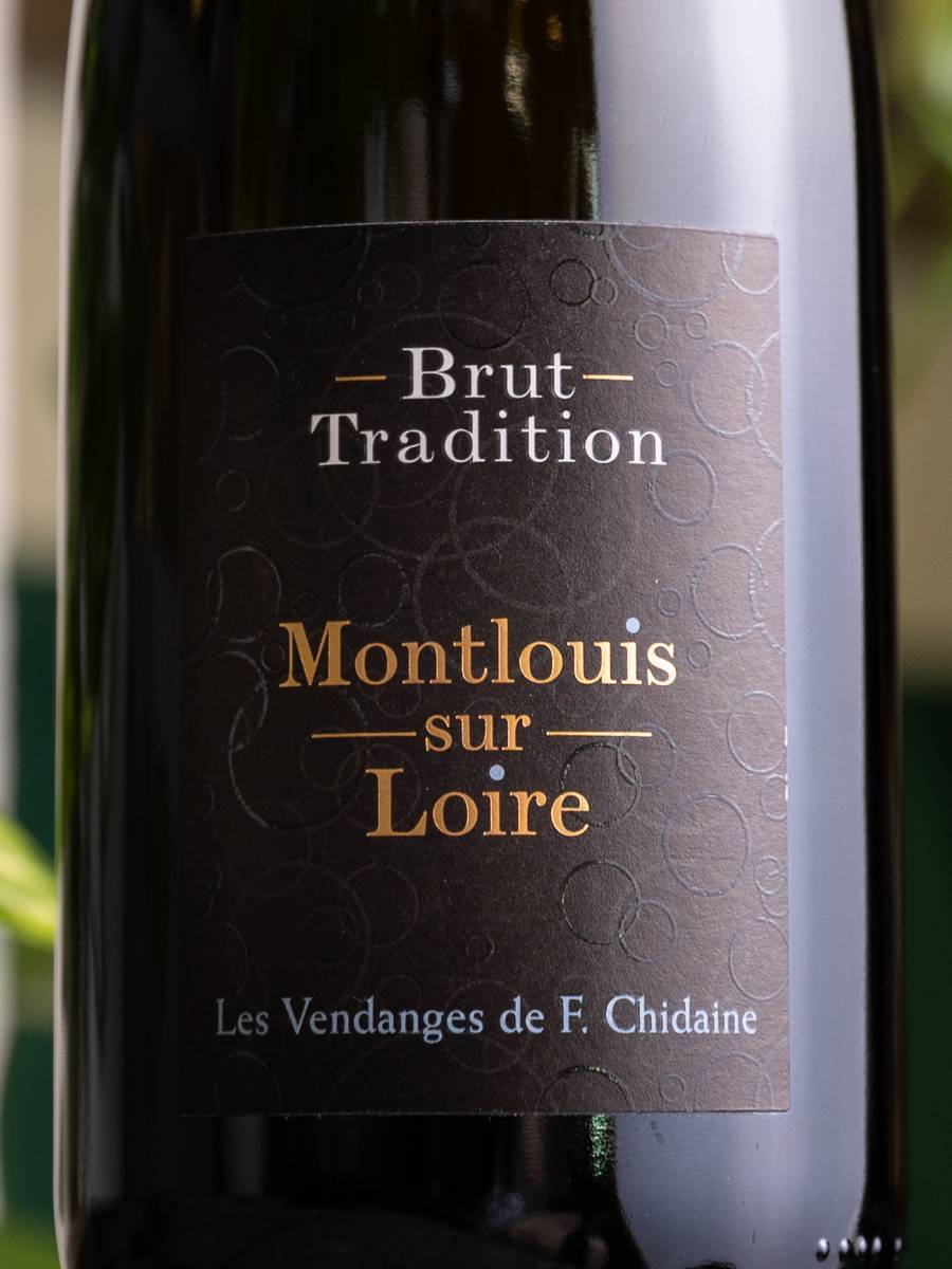 Игристое вино Montlouis sur Loire Brut Tradition Francois Chidaine купить в винном ресторане Остерия - лучшая цена Игристое вино Montlouis sur Loire Brut Tradition Francois Chidaine / Монлуи сюр Луар Брют Традисьон Франсуа Шидэн