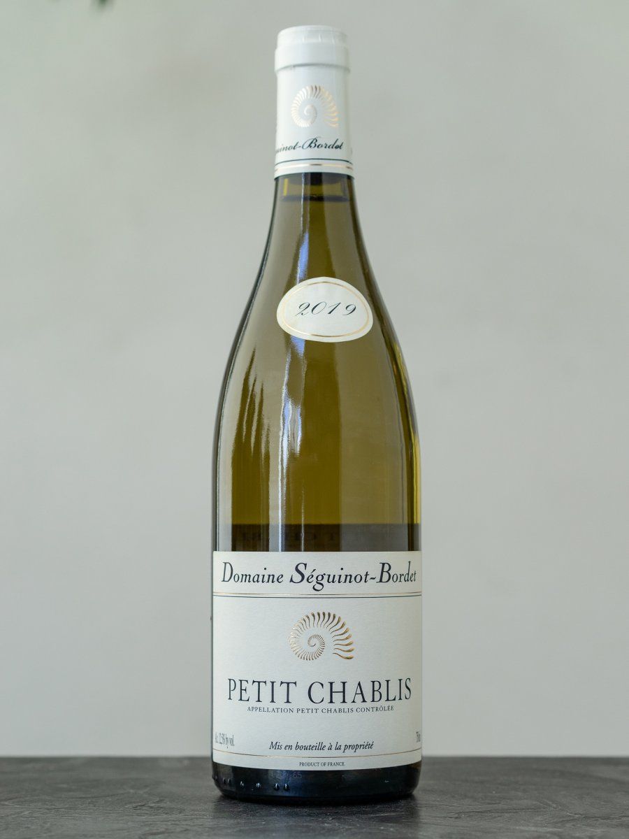 Вино Domaine Seguinot-Bordet Petit Chablis / Домен Сегино-Борде Пти Шабли