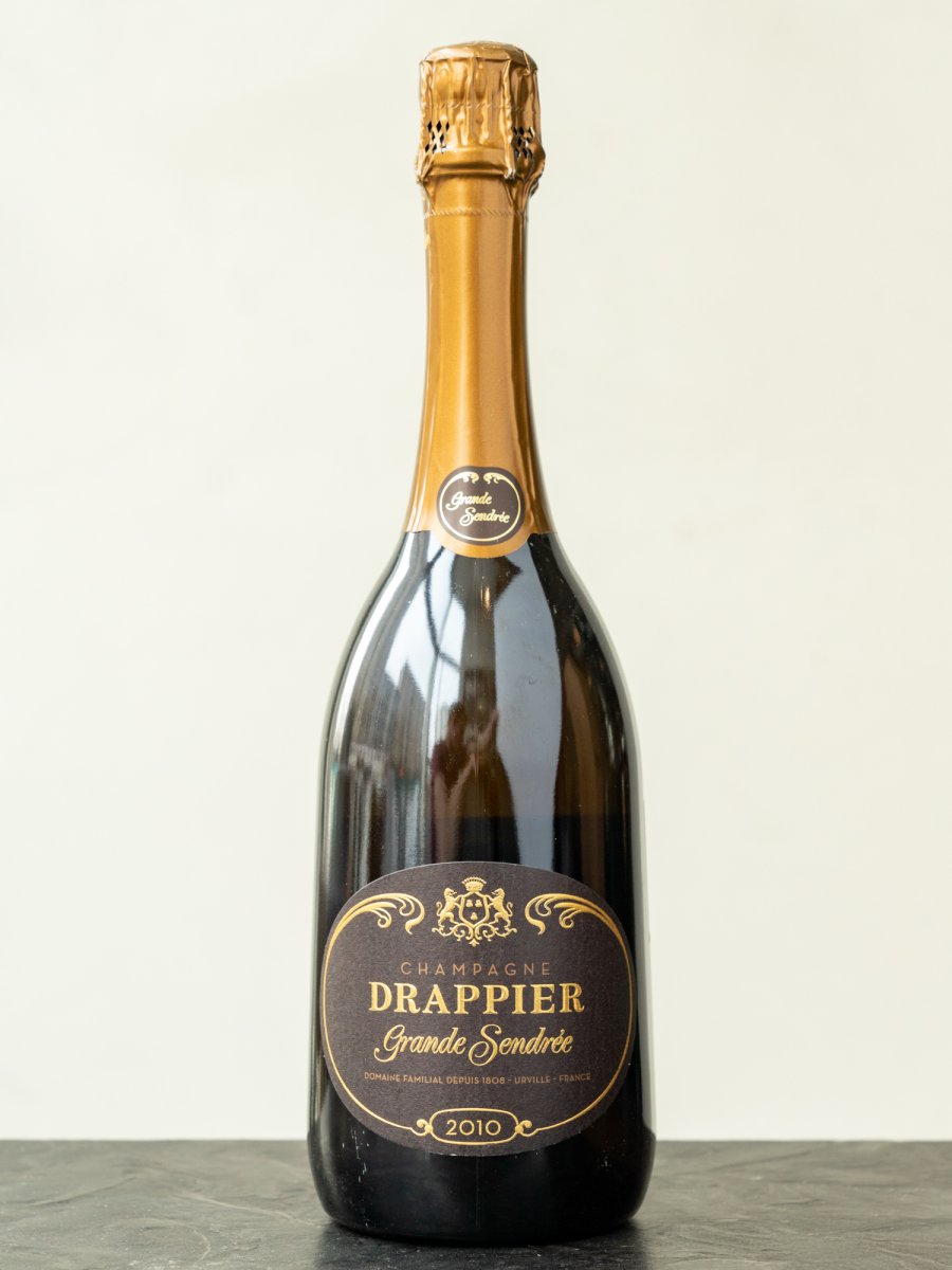 Шампанское Champagne Drappier Grande Sendree Brut Champagne 2010 купить в винном ресторане Остерия - лучшая цена Шампанское Champagne Drappier Grande Sendree Brut Champagne 2010 / Гранд Сандре Драпье 2010 Шампань