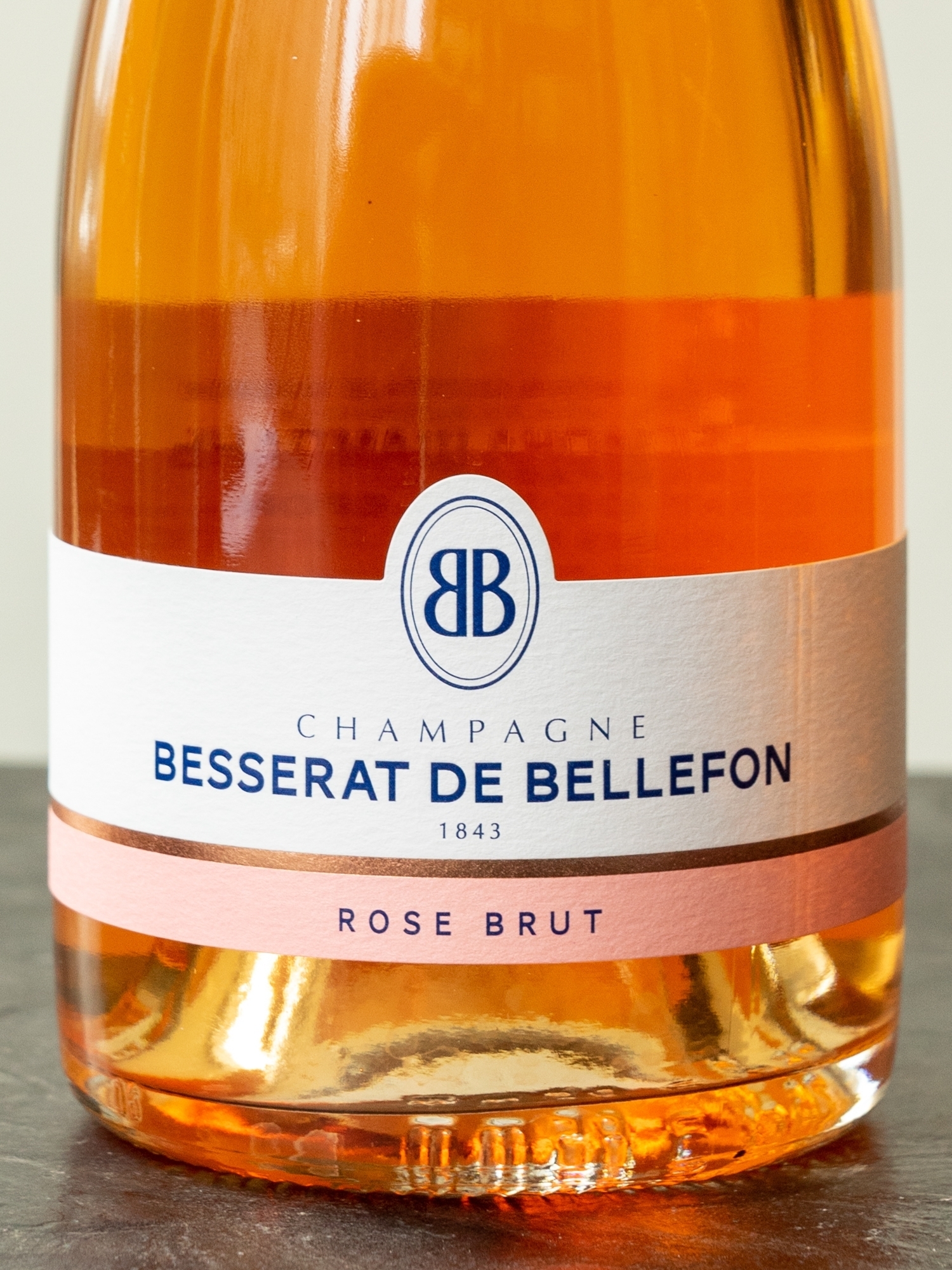 Этикетка Besserat de Bellefon Cuvee des Moines Brut Rose