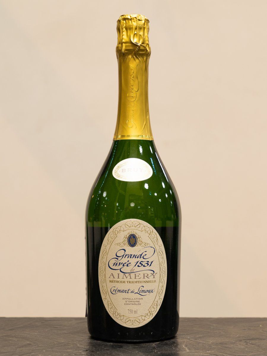 Игристое вино Grande Cuvee 1531 de Aimery Cremant de Limoux Blanc купить в ресторане Остерия - лучшая цена Игристое вино Grande Cuvee 1531 de Aimery Cremant de Limoux Blanc / Гранд Кюве 1531 де Эмери Креман де Лиму