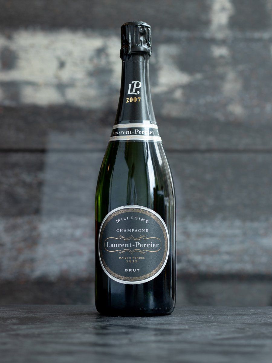 Купить шампанское Laurent-Perrier Millesime - лучшая цена и выбор в Остерия Амичи Шампанское Laurent-Perrier Millesime / Лоран-Перье Миллезим