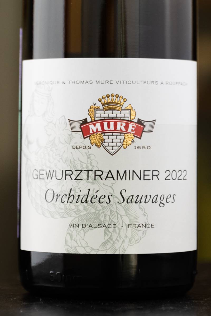 Вино Gewurztraminer Orchidees Sauvages Mure 2022 купить в винном ресторане Остерия - лучшая цена Вино Gewurztraminer Orchidees Sauvages Mure / Гевюрцтраминер Оркхидей Соваж Мюре