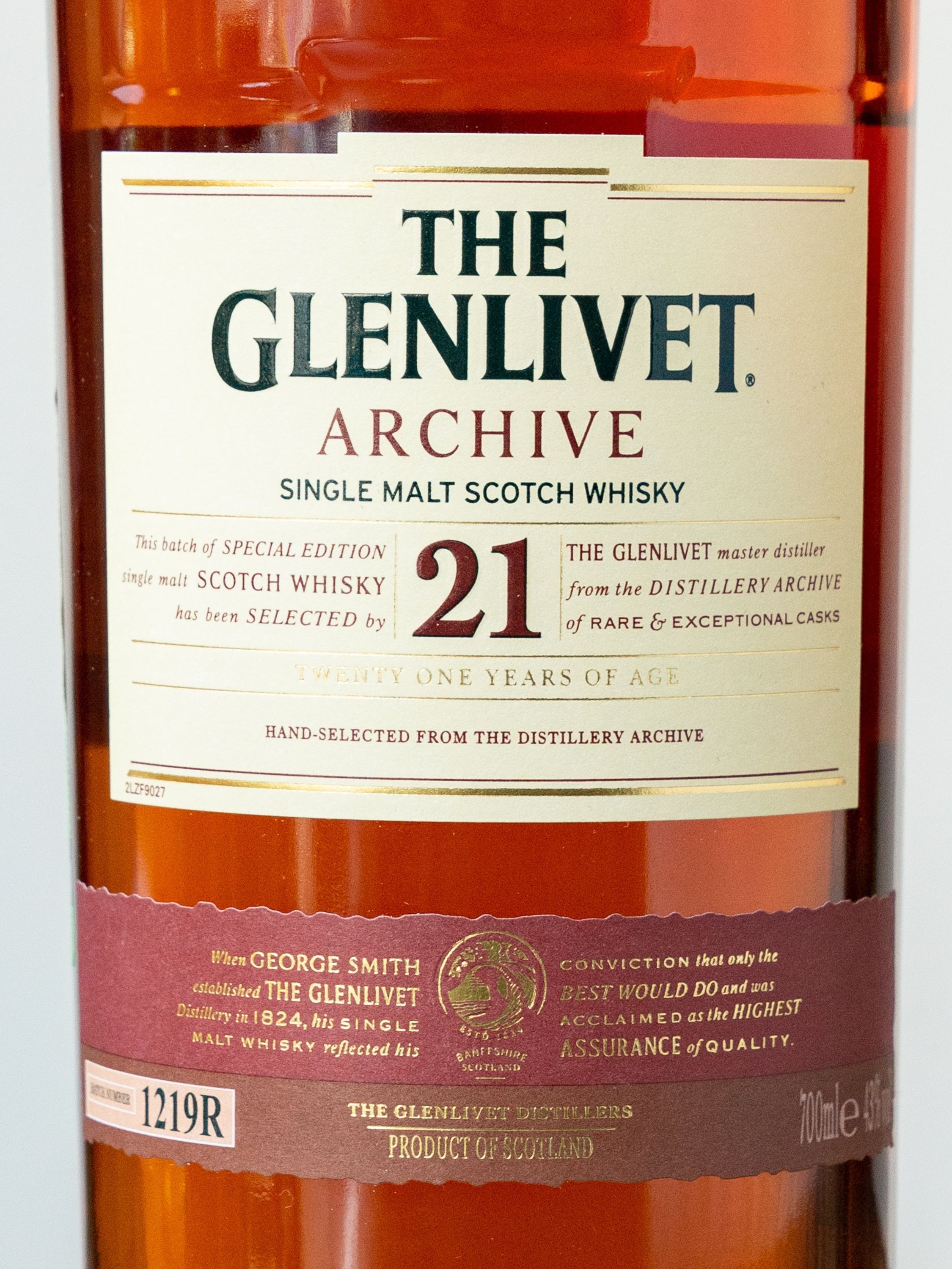 Виски The Glenlivet 21 Years Old купить в ресторане Остерия - лучшая цена Виски The Glenlivet 21 Years Old / Гленливет 21 год