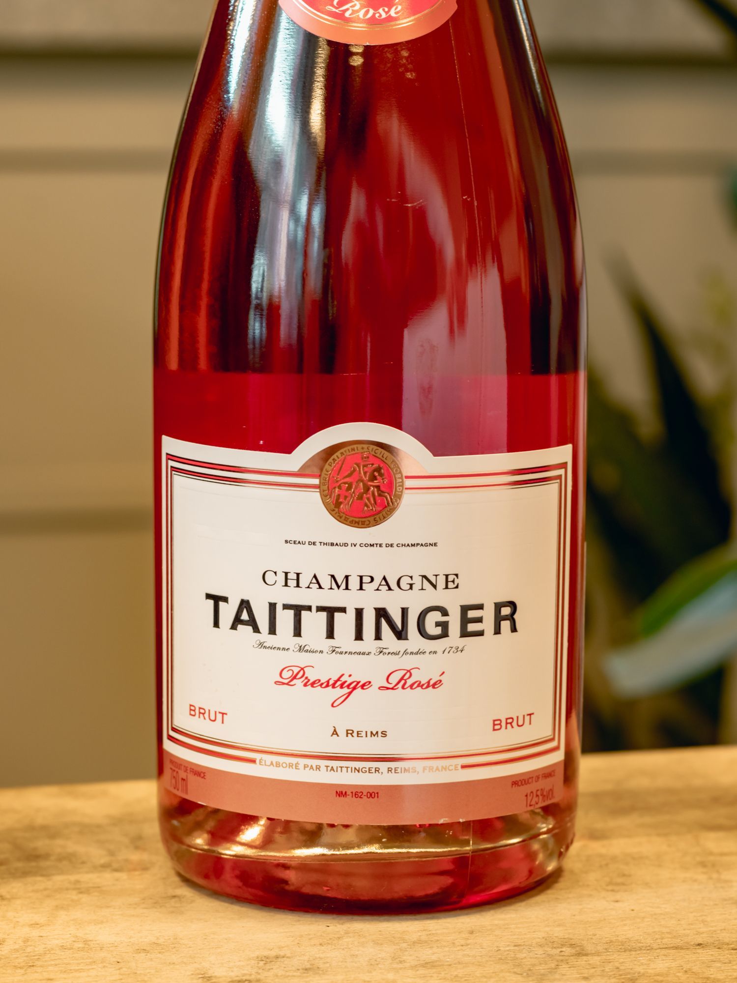 Купить шампанское Taittinger Prestige Rose Brut - лучшая цена и выбор в Остерия Амичи Шампанское Taittinger Prestige Rose Brut / Тэтэнжэ Престиж Розе Брют