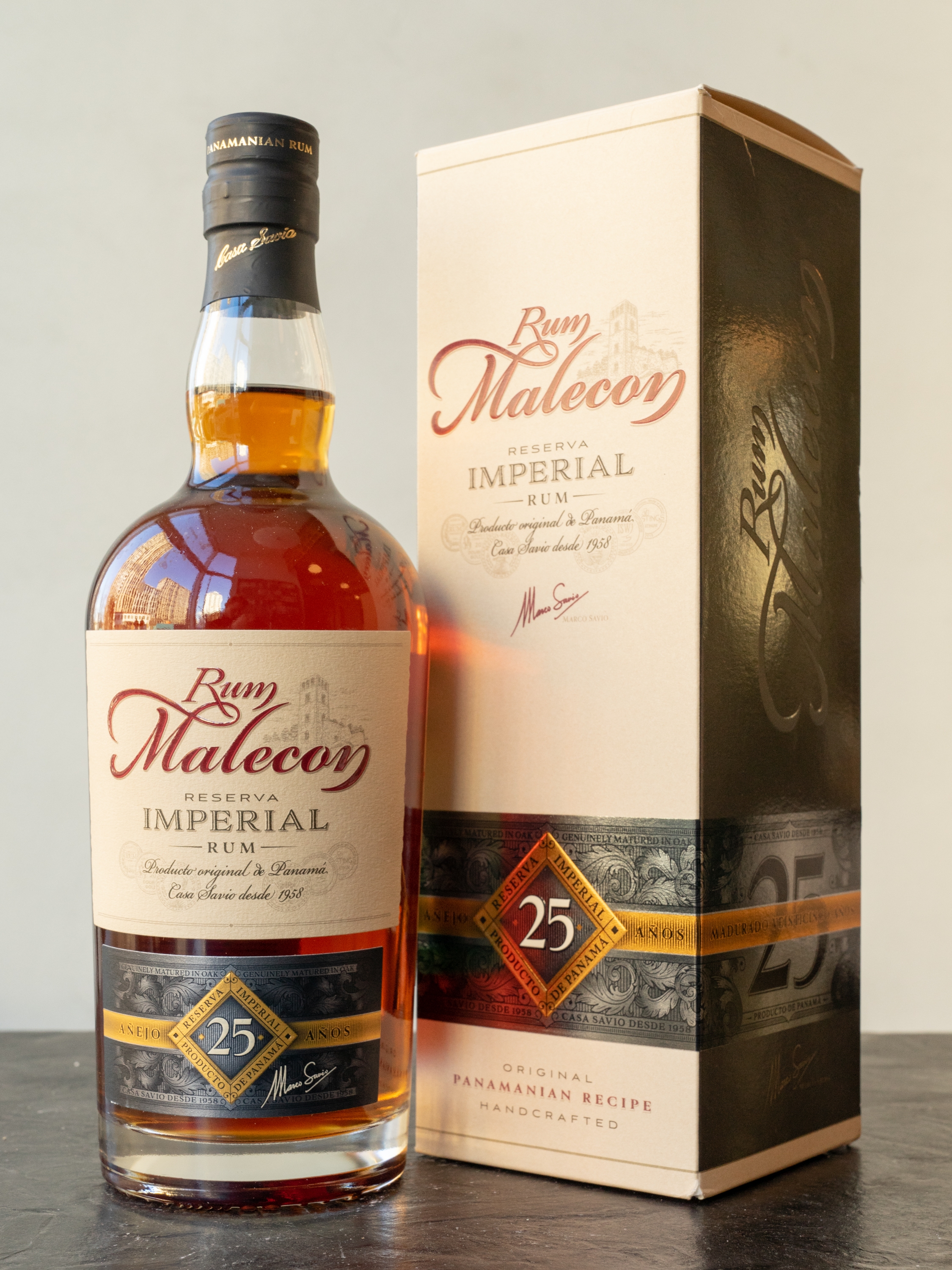 Ром Malecon Reserva Imperial Anejo 25 Anos купить в винном ресторане Остерия Амичи - лучшая цена Ром Malecon Reserva Imperial Anejo 25 Anos / Малекон Резерва Империал 25 лет