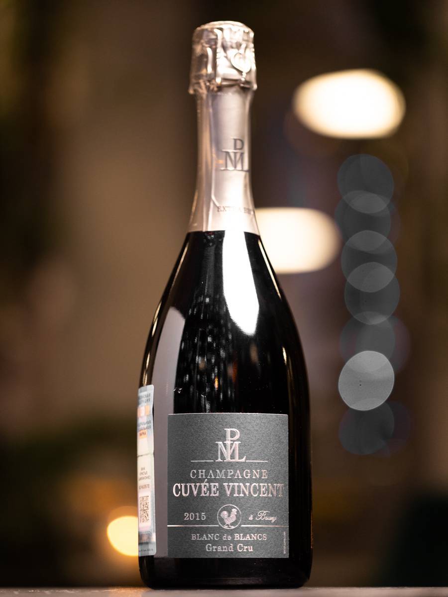 Шампанское P. Louis Martin Grand Cru Bouzy Millesime Blanc de Blancs Brut купить в винном ресторане Остерия - лучшая цена Шампанское P. Louis Martin Grand Cru Bouzy Millesime Blanc de Blancs Brut / П. Луи Мартан Кюве Винсан Гран Крю Бузи Миллезим Блан де Блан Брют