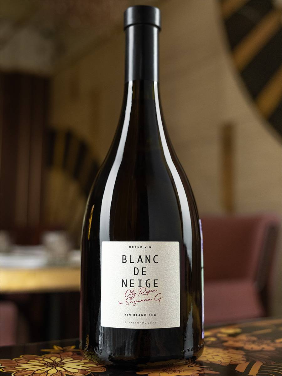 Вино Oleg Repin Blanc de Neige купить в винном ресторане Остерия - лучшая цена Вино Олег Репин Крым Блан Де Неж / Oleg Repin Blanc de Neige