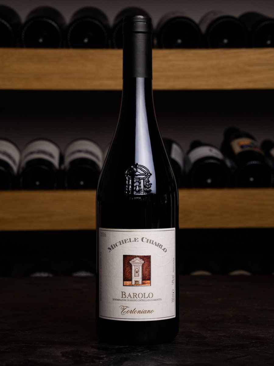 Купить вино Tortoniano Barolo в винном ресторане Остерия цена Вино Tortoniano Barolo / Тортониано Бароло