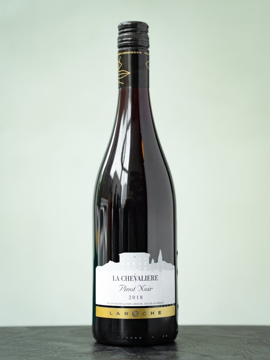 Вино Domaine Laroche Pinot Noir La Chevaliere / Ларош Пино Нуар Ля Шевалье