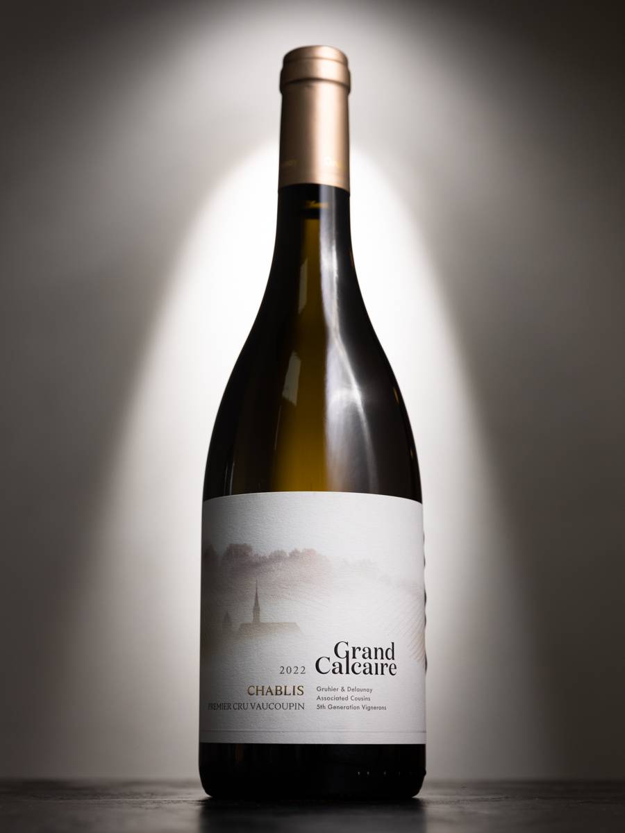 Вино Chablis Premier Cru Vaucoupin Grand Calcaire 2022 купить в винном ресторане Остерия - лучшая цена Вино Chablis Premier Cru Vaucoupin Grand Calcaire / Шабли Премье Крю Вокупан Гран Калькэр