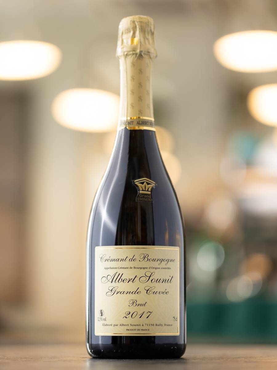 Игристое вино Albert Sounit Cremant de Bourgogne Grande Cuvee купить в винном ресторане Остерия Амичи - лучшая цена Игристое вино Albert Sounit Cremant de Bourgogne Grande Cuvee / Альбер Суни Креман Де Бургонь Гранд Кюве