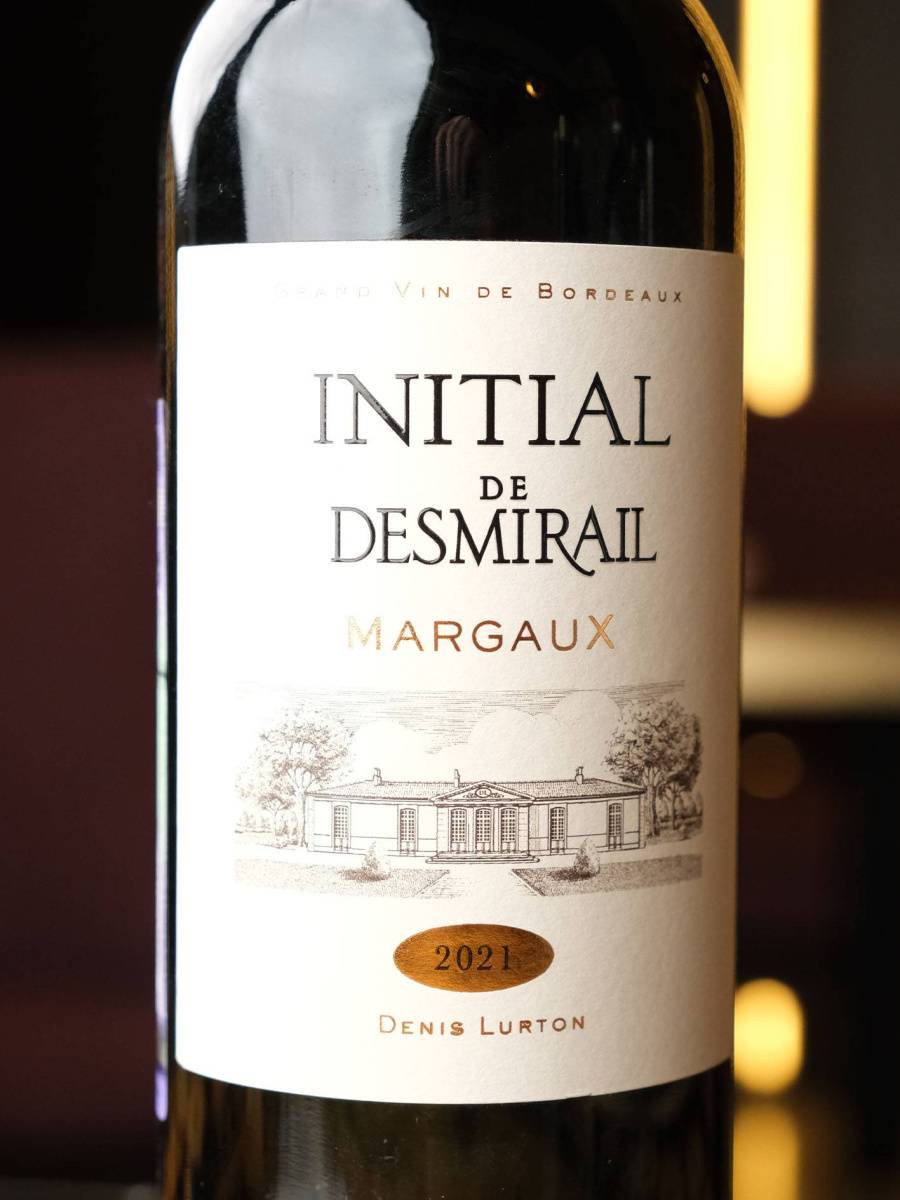 Вино Initial de Desmirail Margaux AOC купить в винном ресторане Остерия - лучшая цена Вино Initial de Desmirail Margaux AOC / Инисьяль де Демирай