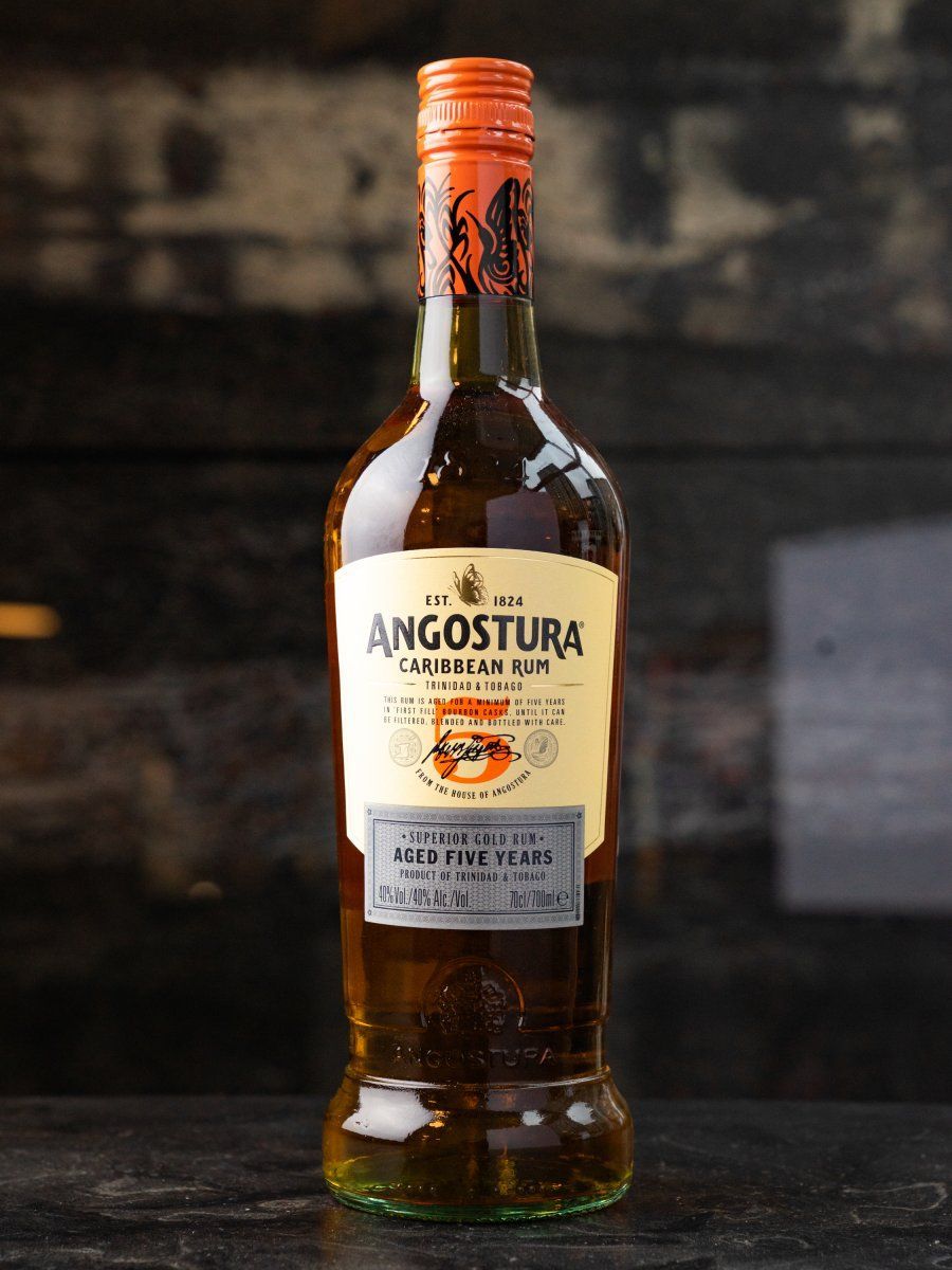 Ром Angostura Aged 5 years лучшая цена в ресторане Амичи Мосфильмовская 88 Ром Angostura Aged 5 years / Ангостура 5 лет