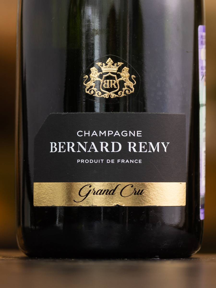 Шампанское Bernard Remy Grand Cru Brut купить в винном ресторане Остерия - лучшая цена Шампанское Bernard Remy Grand Cru Brut / Бернар Реми Гранд Крю Брют