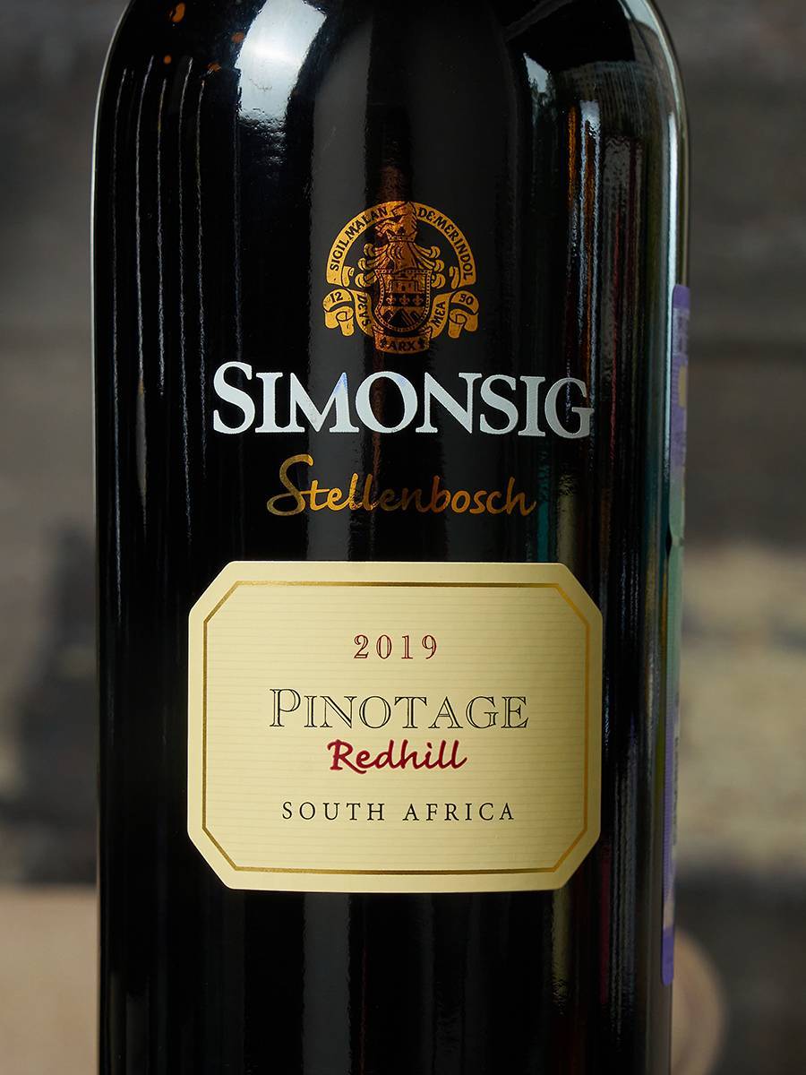 Вино Simonsig Redhill Pinotage купить в винном ресторане Остерия - лучшая цена Вино Simonsig Redhill Pinotage / Симонсиг Редхилл Пинотаж