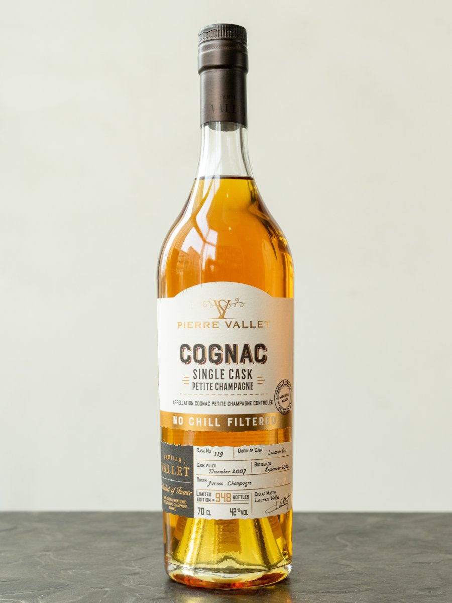 Коньяк Pierre Vallet Single Cask Antique Valisette купить в винном ресторане Остерия Амичи - лучшая цена Коньяк Pierre Vallet Single Cask Antique Valisette / Пти Шампань Пьер Валле Сингл Каск