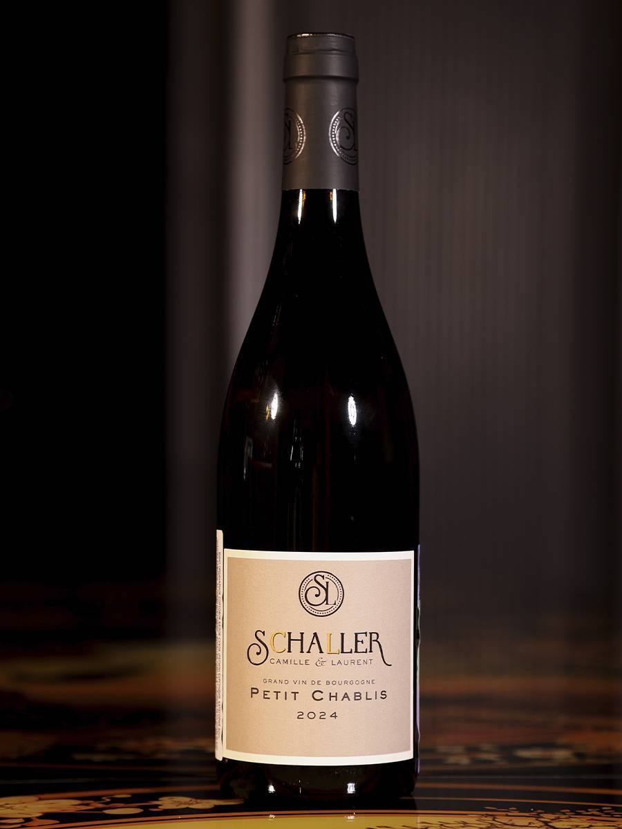 Вино Camille & Laurent Schaller Petit Chablis 2024 / Камилль Эт Лоран Шаллер Пти Шабли