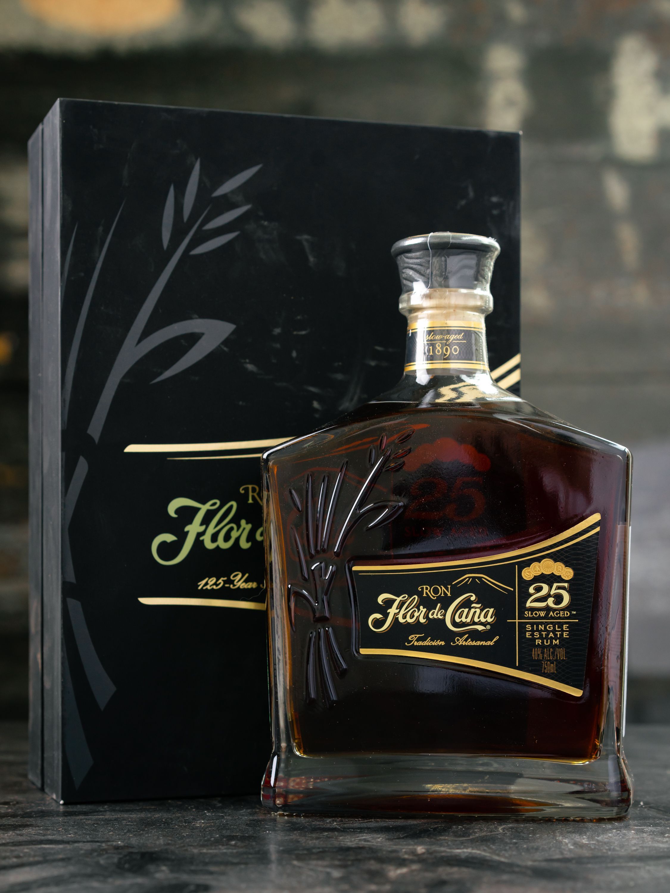 Ром Flor de Cana 25 y.o. - купить по лучшей цене в ресторане Amici Мосфильмовская 88 Ром Flor de Cana 25 y.o. / Флор де Канья 25 лет