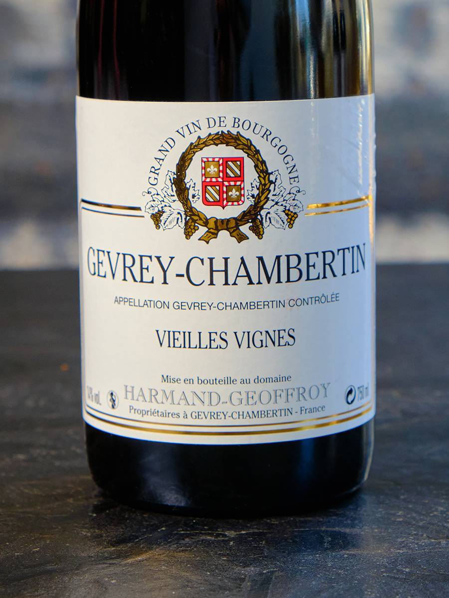 Вино Domain Harmand-Geoffroy Gevrey-Chambertin Vielle-Vignes 2018 купить в винном ресторане Остерия - лучшая цена Вино Domain Harmand-Geoffroy Gevrey-Chambertin Vielle-Vignes 2018 / Домен Арман-Жеффруа Жевре-Шамбертен Вьей Винь