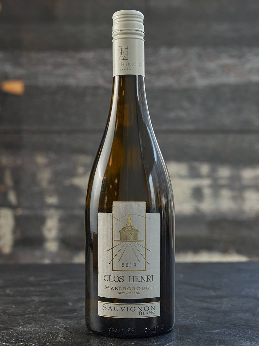 Вино Clos Henri Sauvignon Blanc Marlborough купить в винном ресторане Остерия - лучшая цена Вино Clos Henri Sauvignon Blanc Marlborough / Кло Анри Совиньон Блан Мальборо