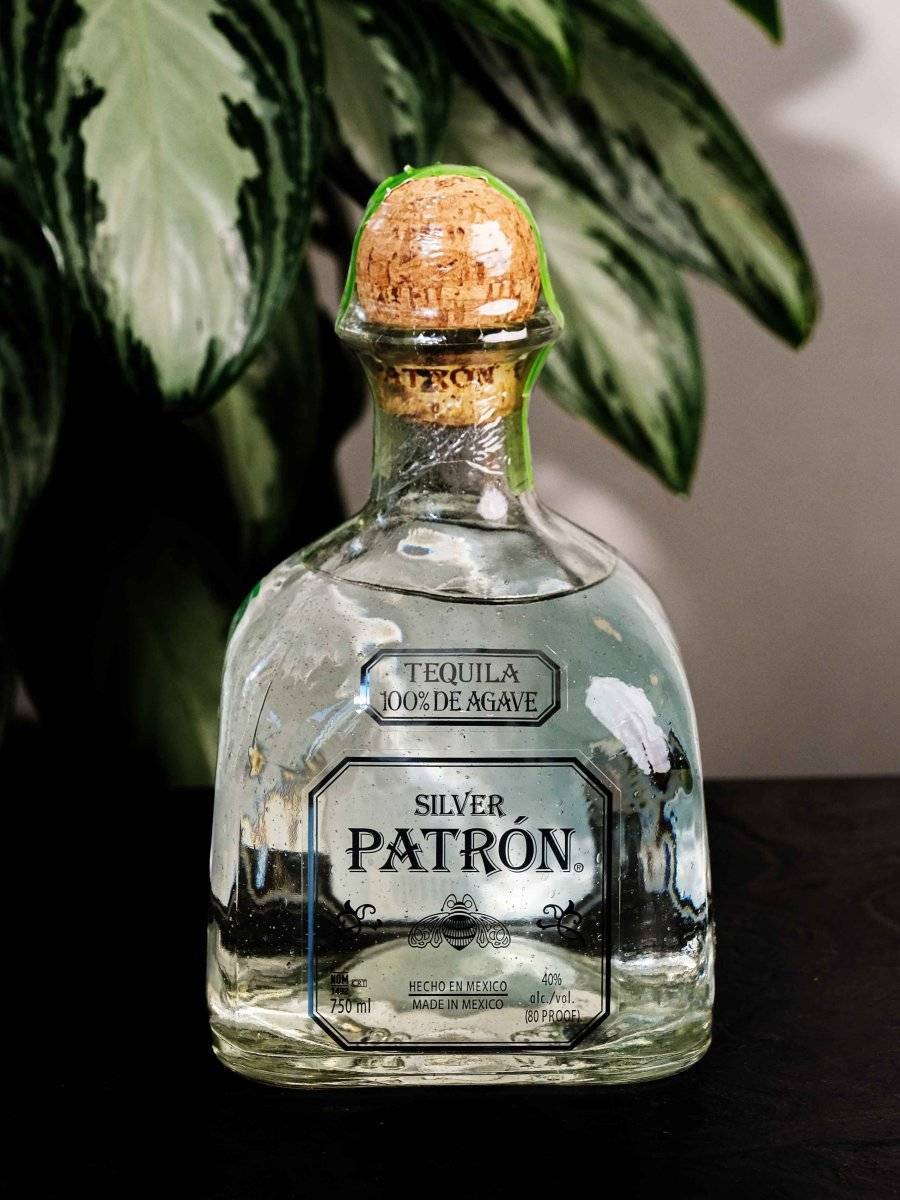Текила Patron Silver купить в винном ресторане Osteria Amici - цена Текила Patron Silver / Патрон Сильвер