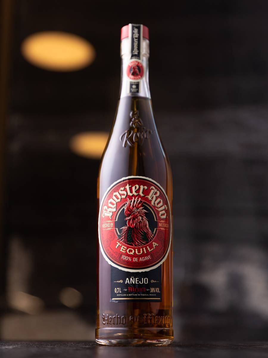 Текила Rooster Rojo Anejo лучшая цена в ресторане Osteria Amici Текила Rooster Rojo Anejo / Рустер Рохо Аньехо