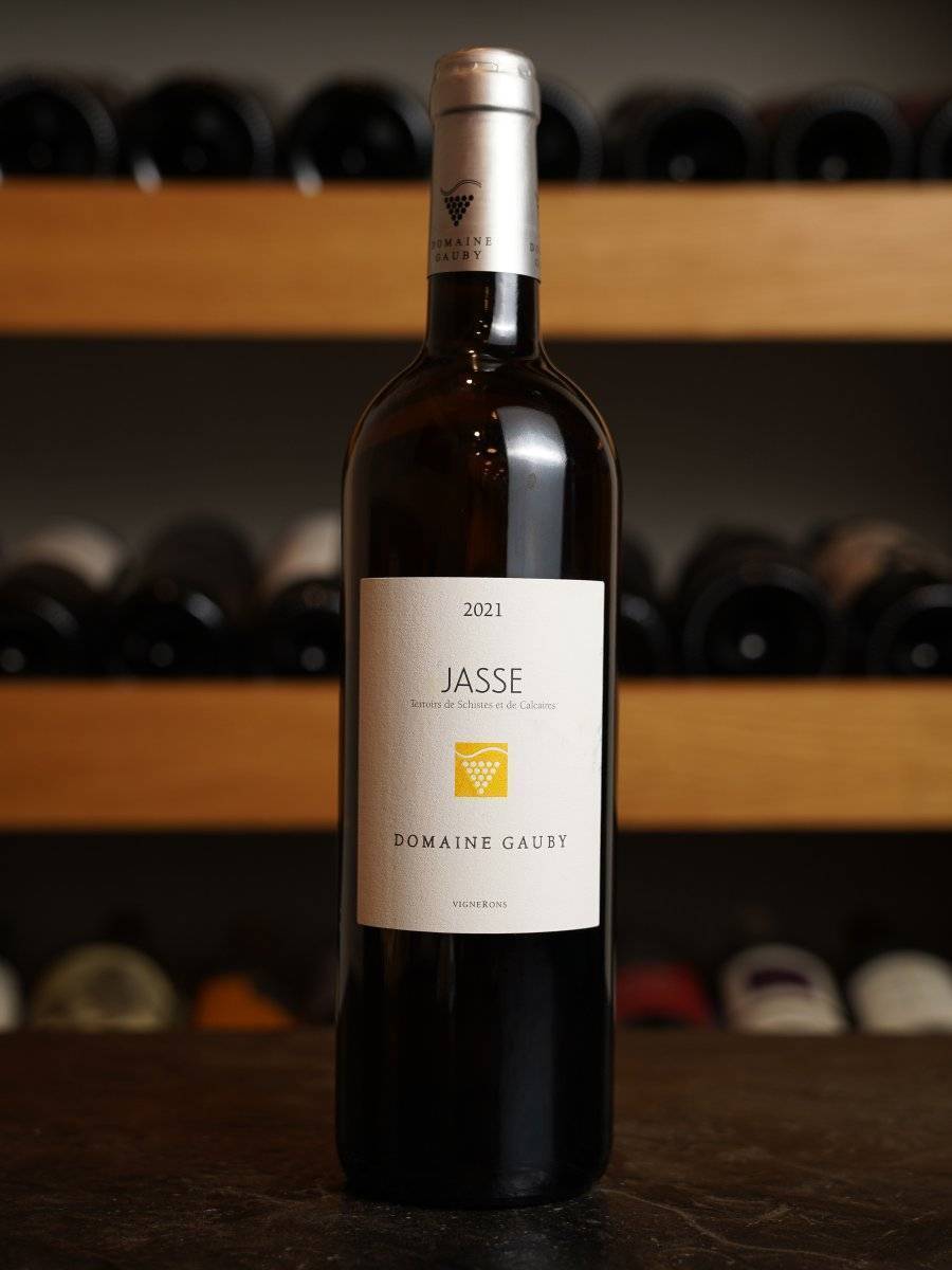 Вино Domaine Gauby Jasse Cotes Catalanes IGP 2021 купить в винном ресторане Остерия - лучшая цена Вино Domaine Gauby Jasse Cotes Catalanes IGP 2021 / Домен Габи Жасс 2021