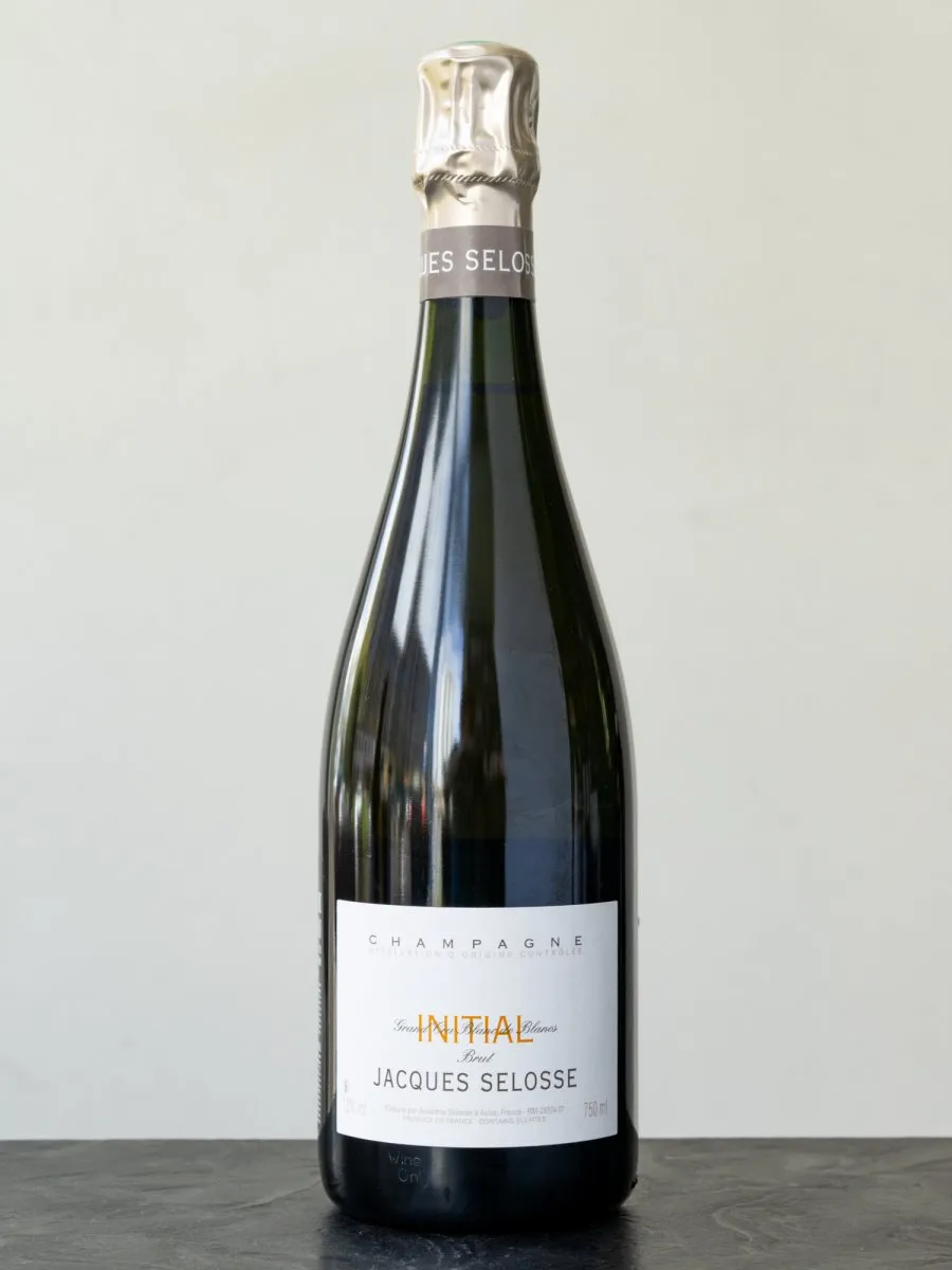Шампанское Jacques Selosse Initial Grand Cru Blanc de Blancs Brut купить в винном ресторане Остерия - лучшая цена Шампанское Jacques Selosse Initial Grand Cru Blanc de Blancs Brut / Жак Селосс Брют Инисьяль
