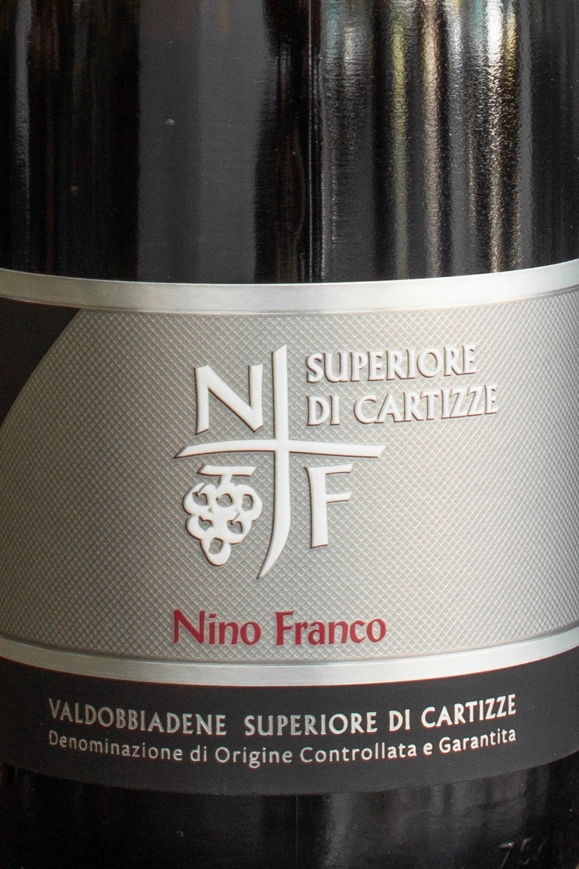 Игристое вино Nino Franco Valdobbiadene Superiore di Cartizze DOCG 2020 купить в винном ресторане Остерия - лучшая цена Игристое вино Nino Franco Prosecco Valdobbiadene Superiore di Cartizze DOCG 2020 / Нино Франко Просекко Вальдобьядене Супериоре ди Картице 2020