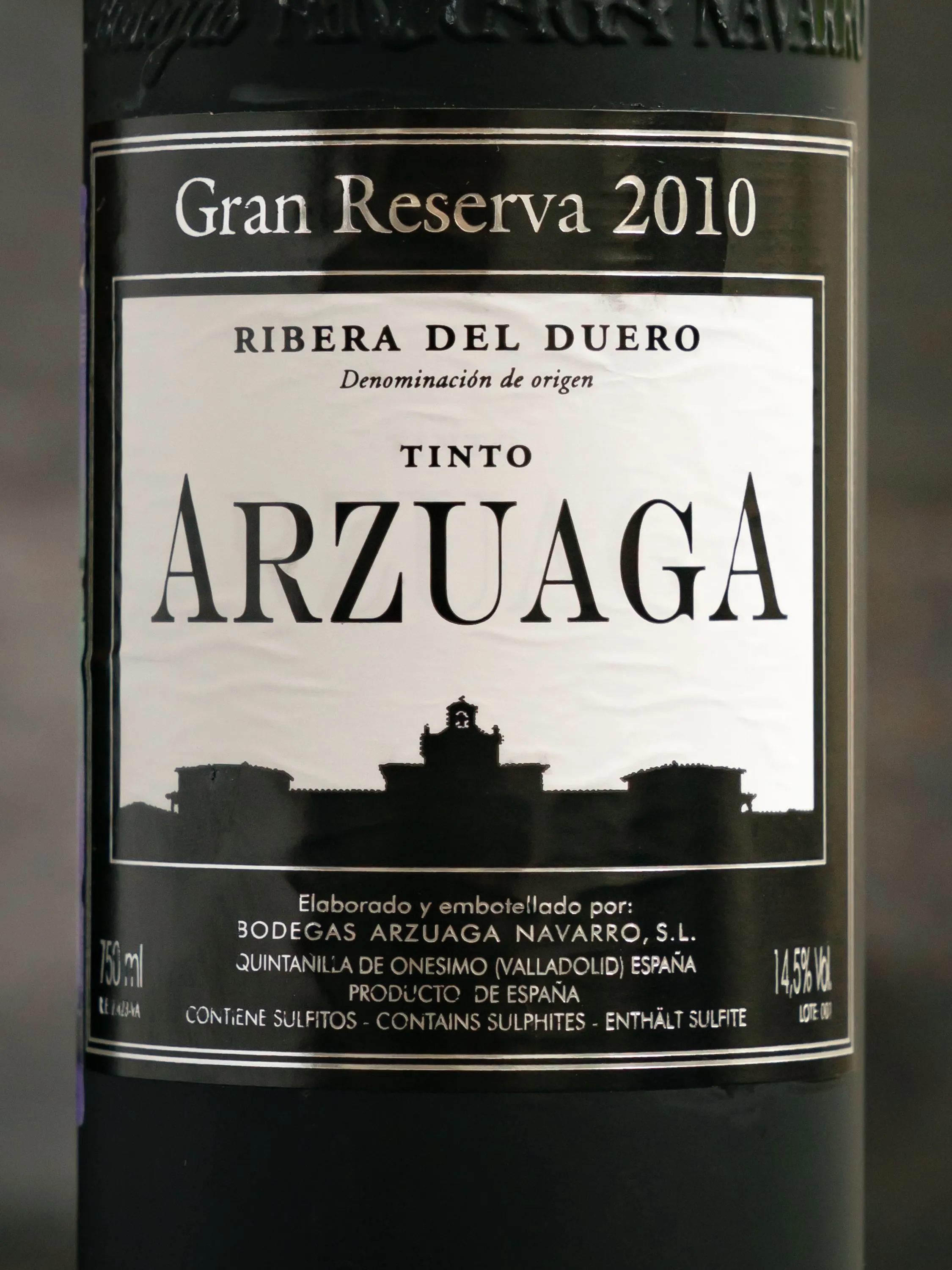 Вино Arzuaga Gran Reserva купить в ресторане Остерия - лучшая цена Вино Arzuaga Gran Reserva / Арзуага Гран Резерва