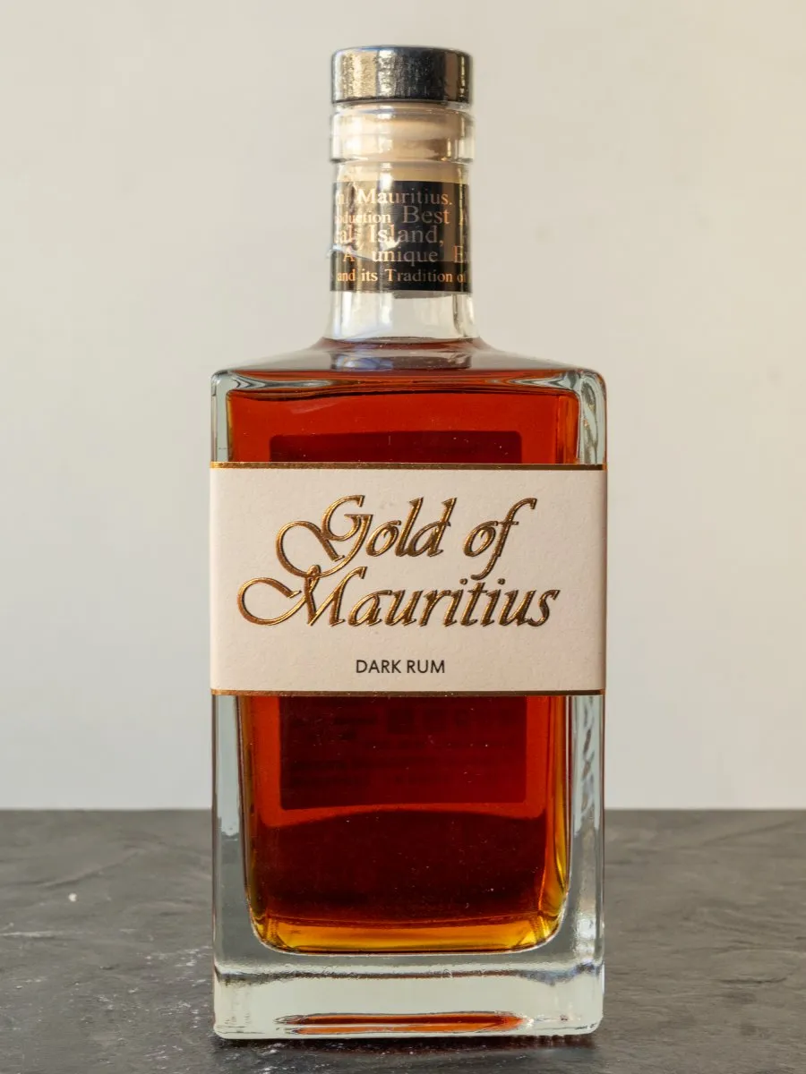 Ром Gold of Mauritius Dark Rum купить в винном ресторане Остерия Амичи - лучшая цена Ром Gold of Mauritius Dark Rum / Голд оф Мауритиус Дарк