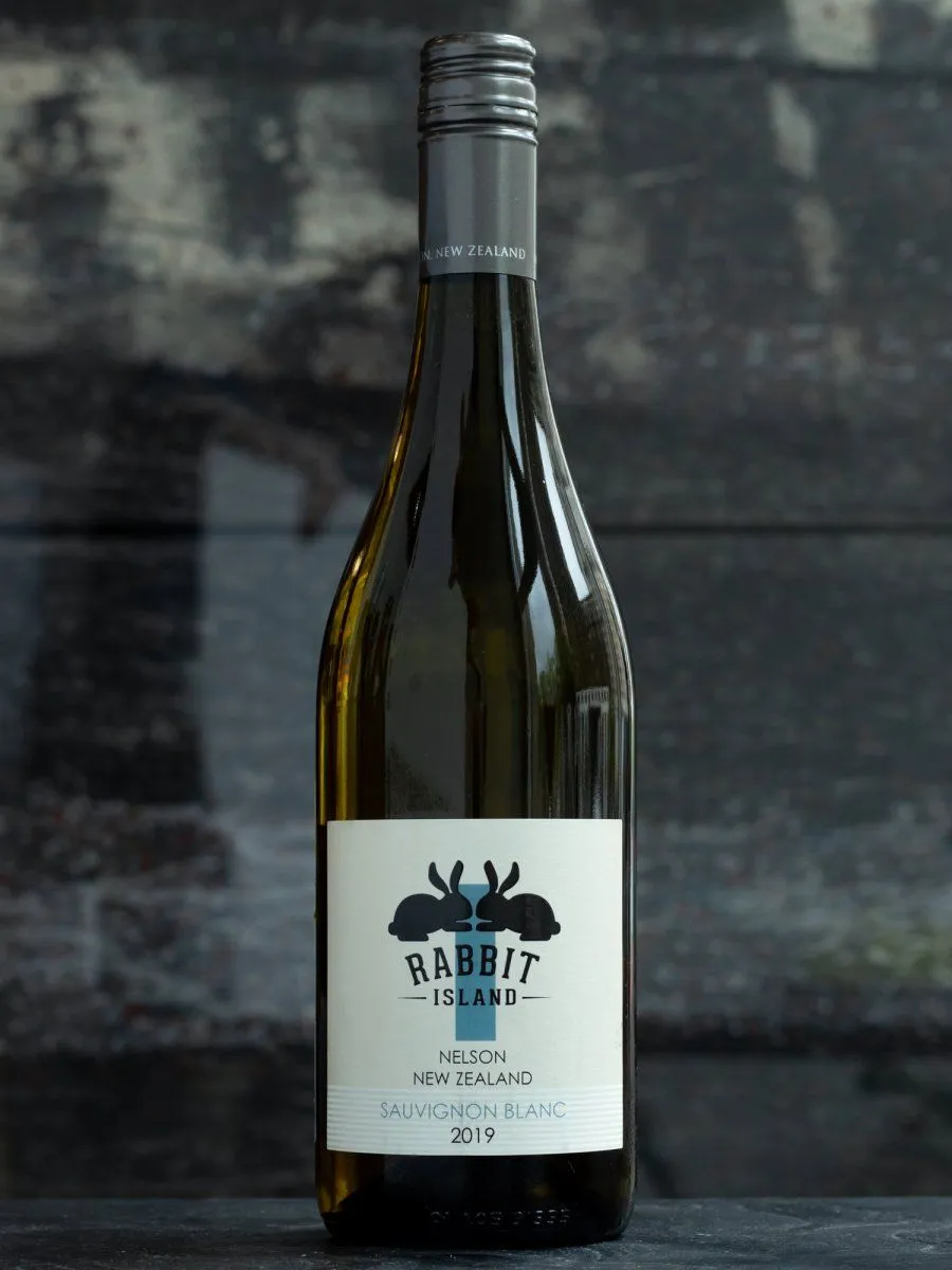 Купить вино Seifried Rabbit Island Sauvignon Blanc Nelson в Остерия Амичи Мосфильмовская 88 Вино Seifried Rabbit Island Sauvignon Blanc Nelson / Нельсон Раббит Айлэнд Совиньон Блан