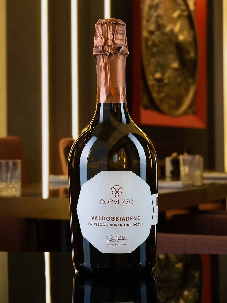 Игристое вино Corvezzo Prosecco Brut Superiore di Conegliano Valdobbiadene DOCG / Просекко Супериоре ди Конельяно Вальдоббьядене