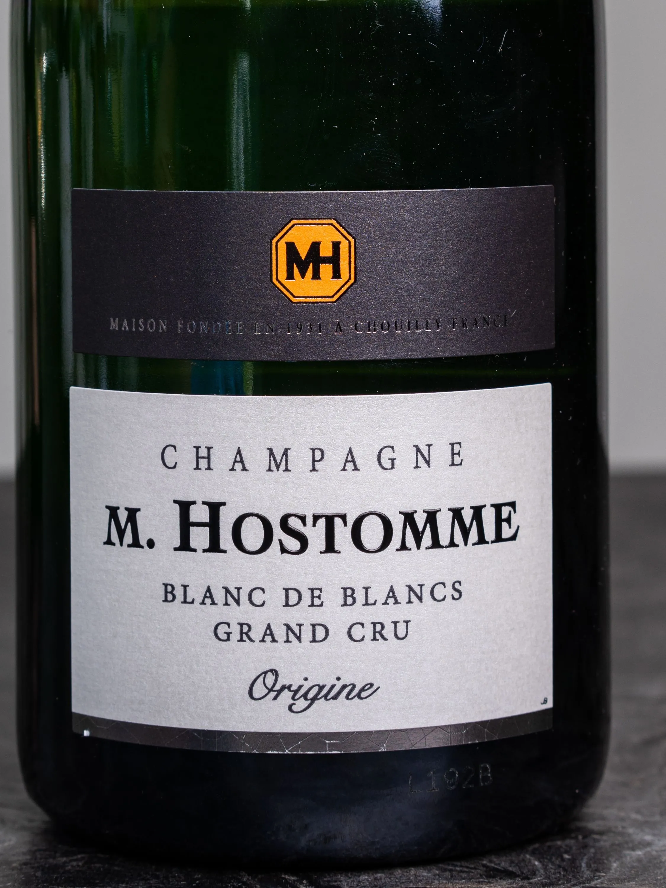 Купить шампанское M. Hostomme Origine Blanc de Blancs Grand Cru в ресторане Остерия цена Шампанское M. Hostomme Origine Blanc de Blancs Grand Cru Champagne / М.Остомм Ориджин Блан де Блан Гран Крю