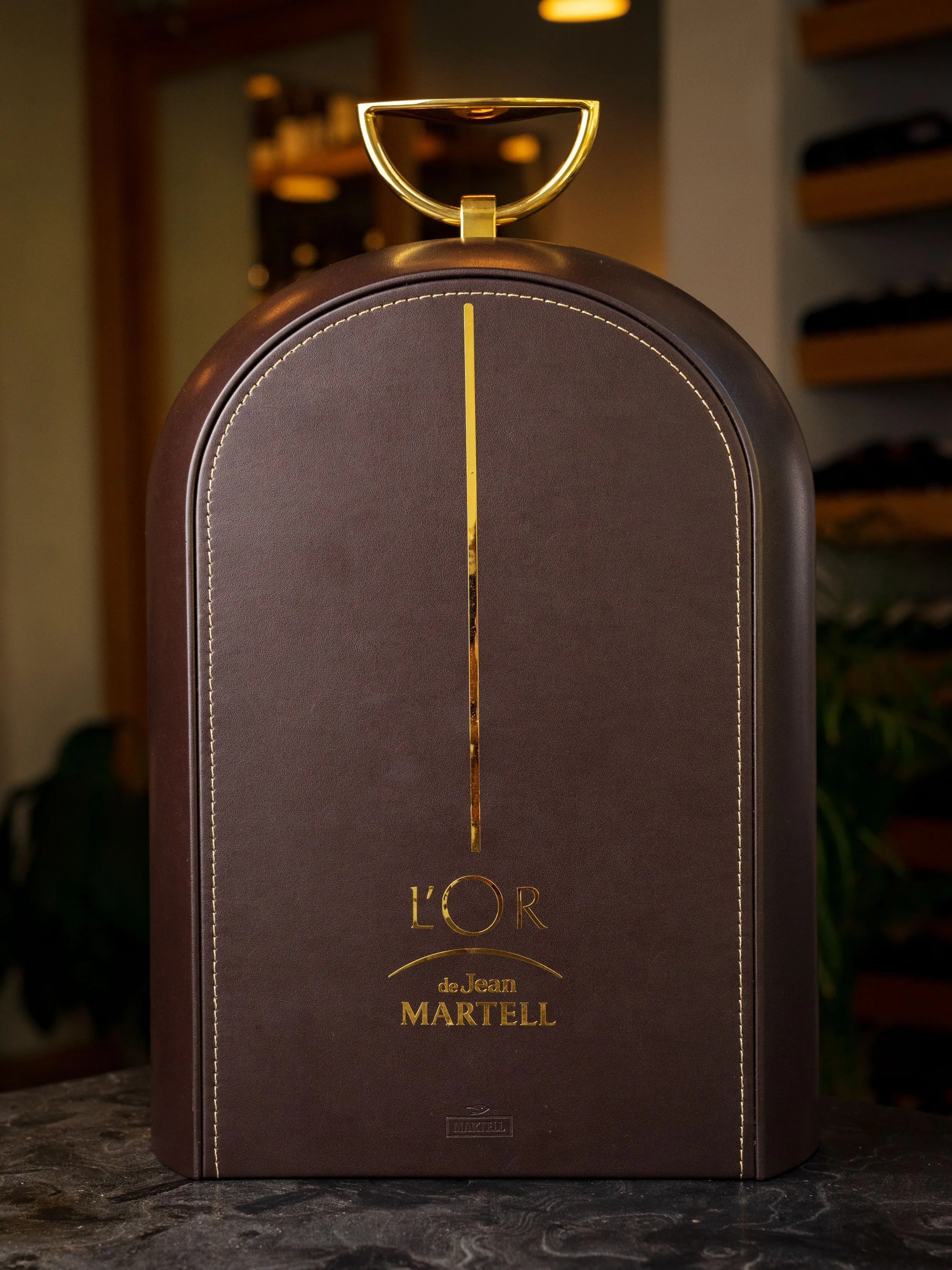 Коньяк L'Or de Jean Martell купить в ресторане Остерия - лучшая цена Коньяк L'Or de Jean Martell / Ль'Ор де Жан Мартель