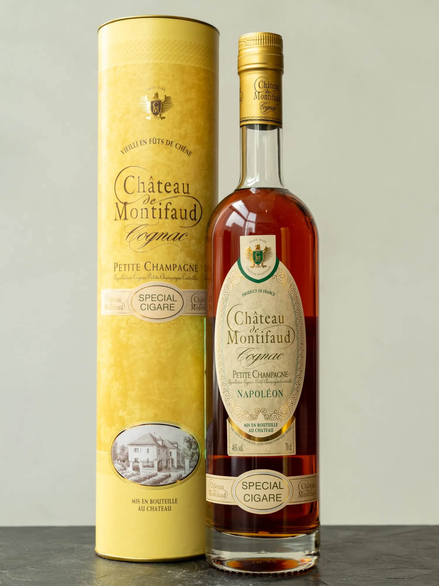 Коньяк Chateau de Montifaud Napoleon Special Sigare Fine купить в винном ресторане Остерия Амичи - лучшая цена Коньяк Chateau de Montifaud Napoleon Special Sigare Fine Petite Champagne / Шато де Монтифо Наполеон 18 лет Птит Шампань