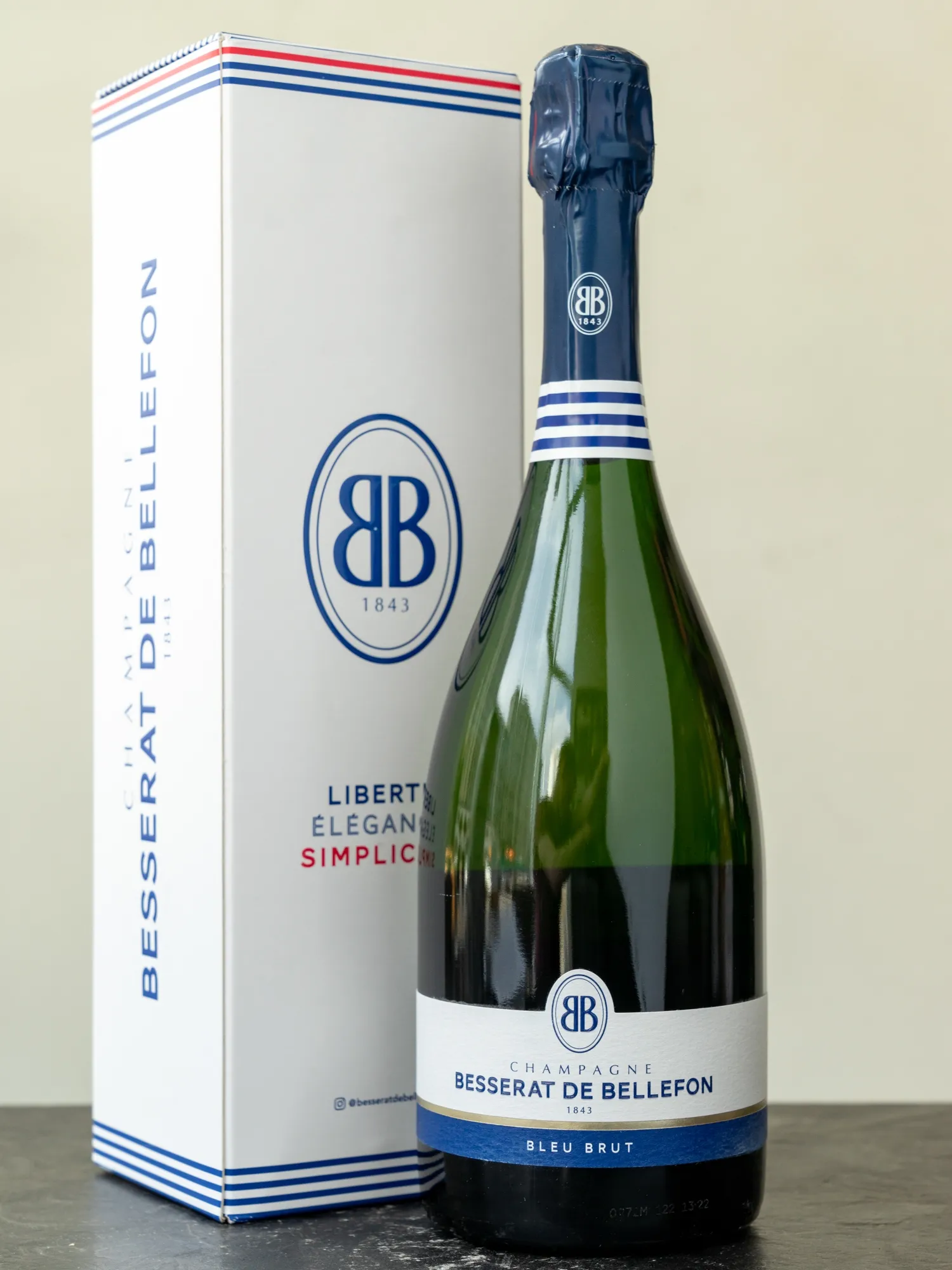 Подарочная упаковка Besserat de Bellefon Cuvee des Moines